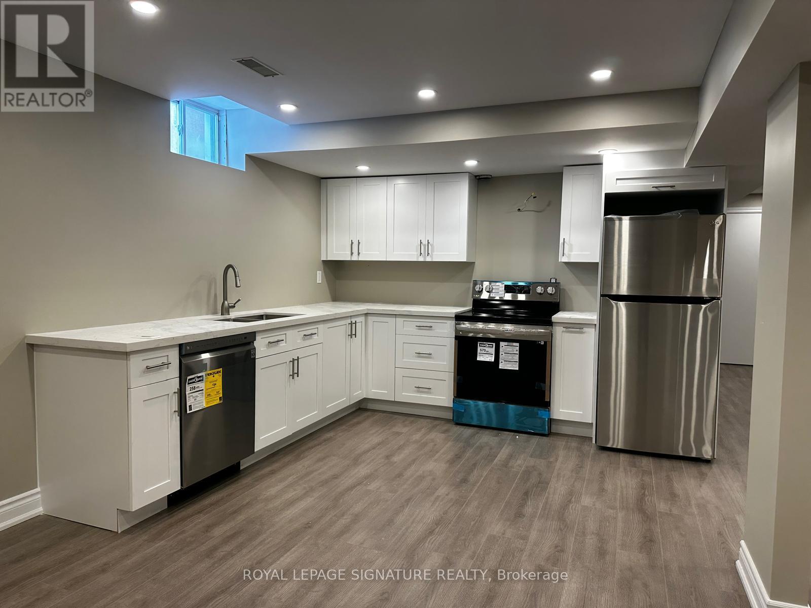 181 Glenforest Drive, Vaughan, Ontario L4J 8K4 - Photo 3 - N13447516