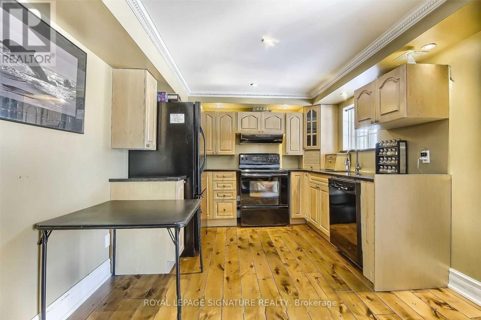 BSMT - 687 SHANAHAN BOULEVARD, Newmarket, Ontario