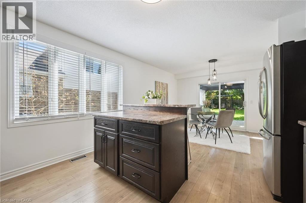 361 Lake Louise Boulevard, Waterloo, Ontario  N2V 2H2 - Photo 13 - 40837419