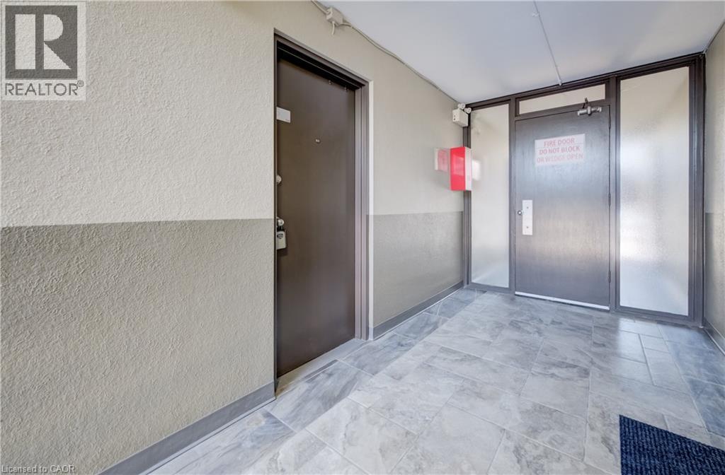 317 Erb Street W Unit# 5, Waterloo, Ontario  N2L 1W4 - Photo 6 - 40839138