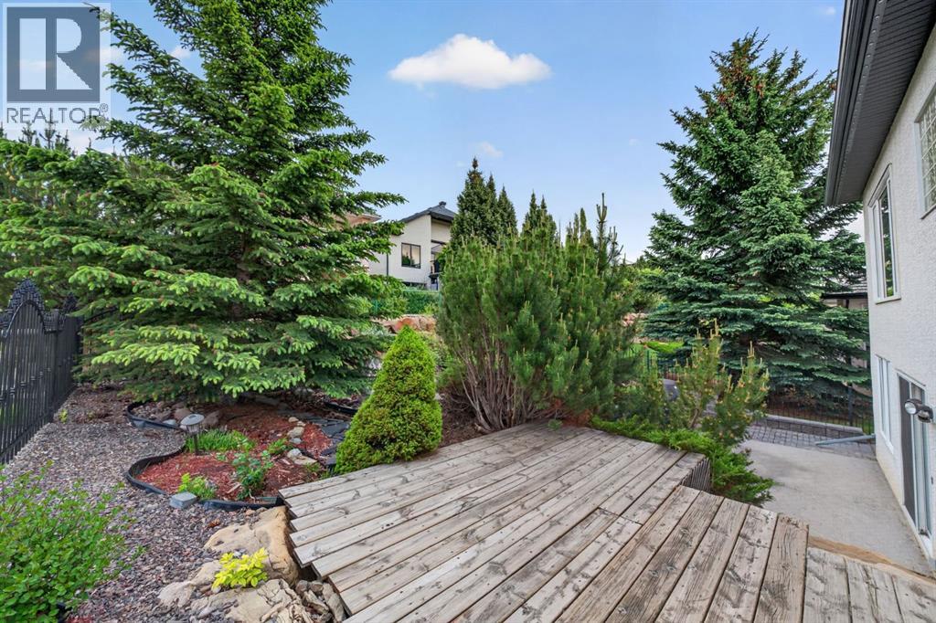 154 Sienna Ridge Landing SW, Calgary, Alberta  T3H 3T1 - Photo 9 - A2311972