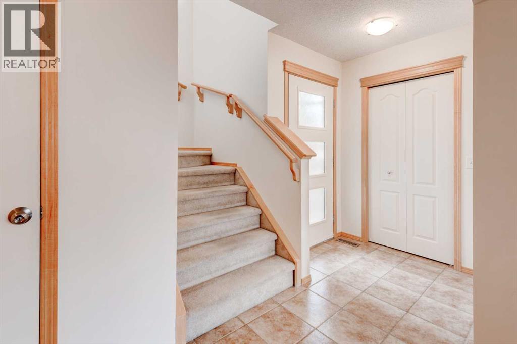 41 Chapman Close Se, Calgary, Alberta  T2X 3S8 - Photo 12 - A2319235