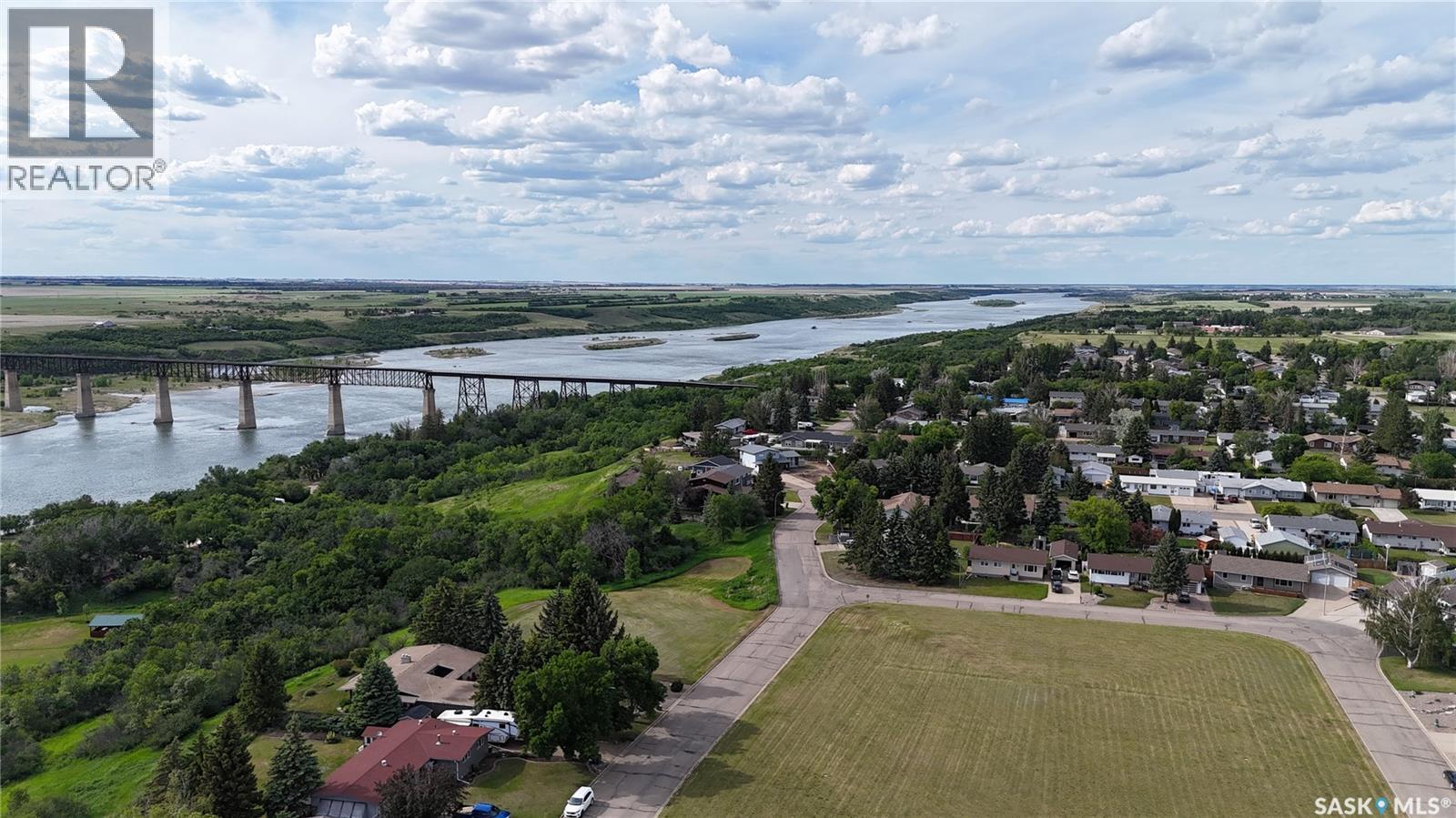 51 Tufts Crescent, Outlook, Saskatchewan  S0L 2N0 - Photo 52 - SK038565