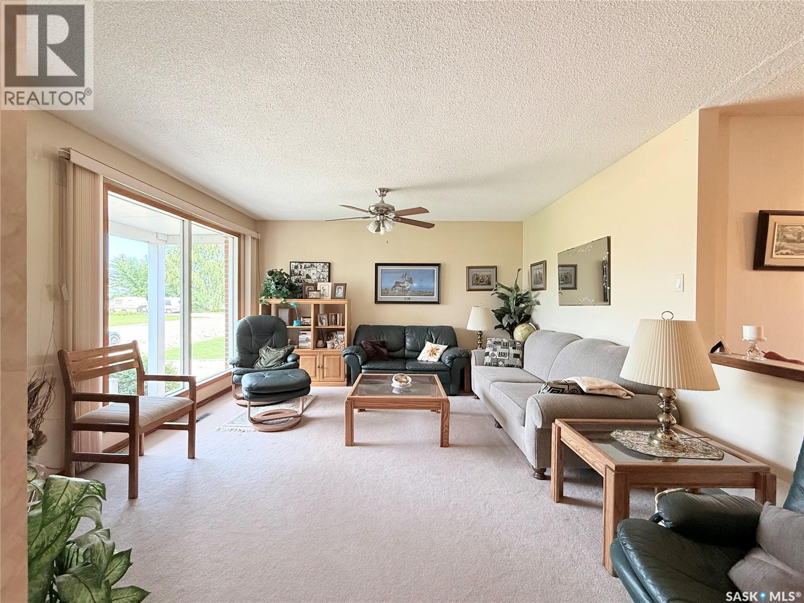 51 Tufts Crescent, Outlook, Saskatchewan  S0L 2N0 - Photo 6 - SK038565