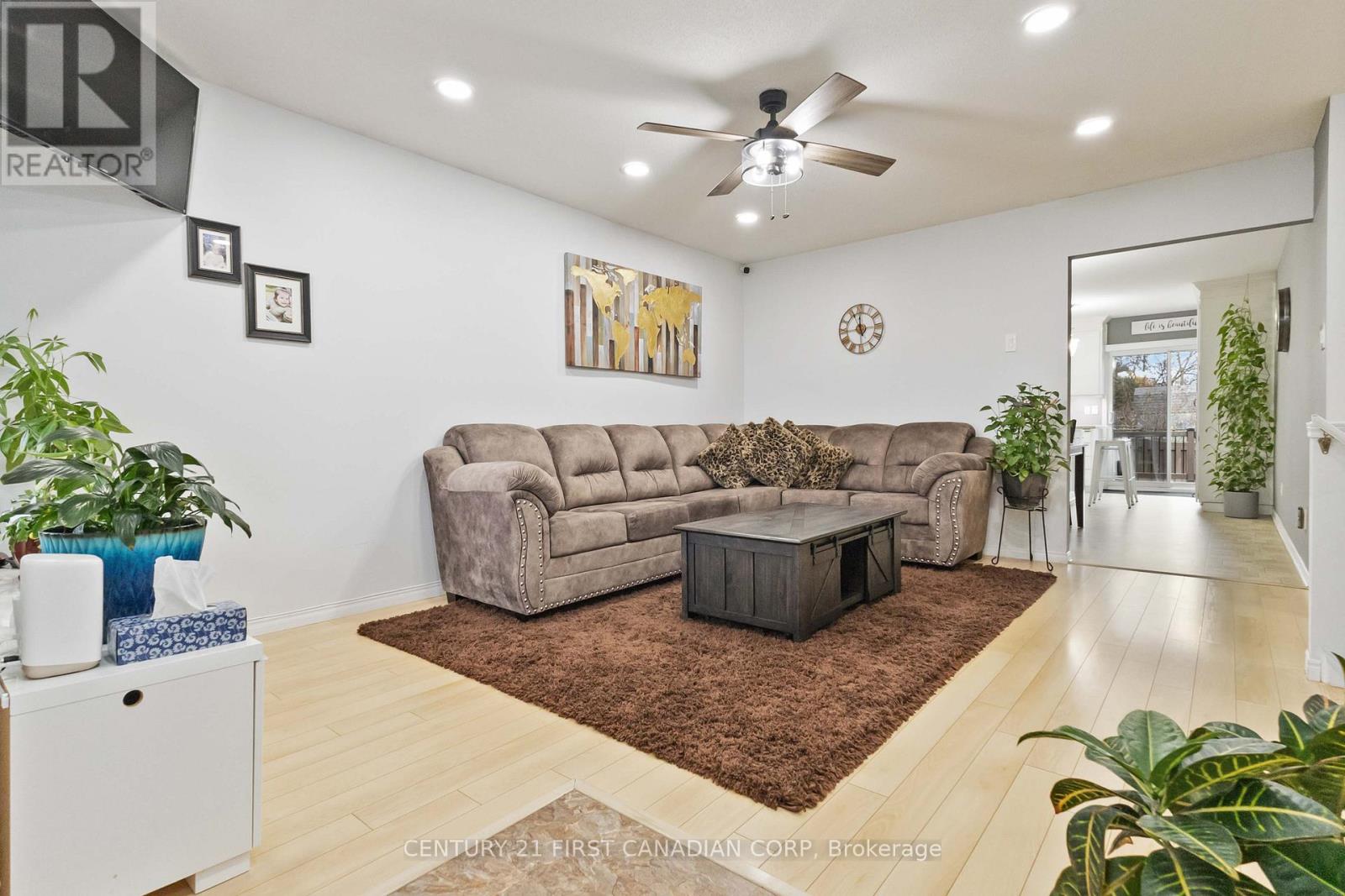 7 Juniper Crescent, Strathroy-Caradoc, Ontario  N7G 4C1 - Photo 4 - X13447670