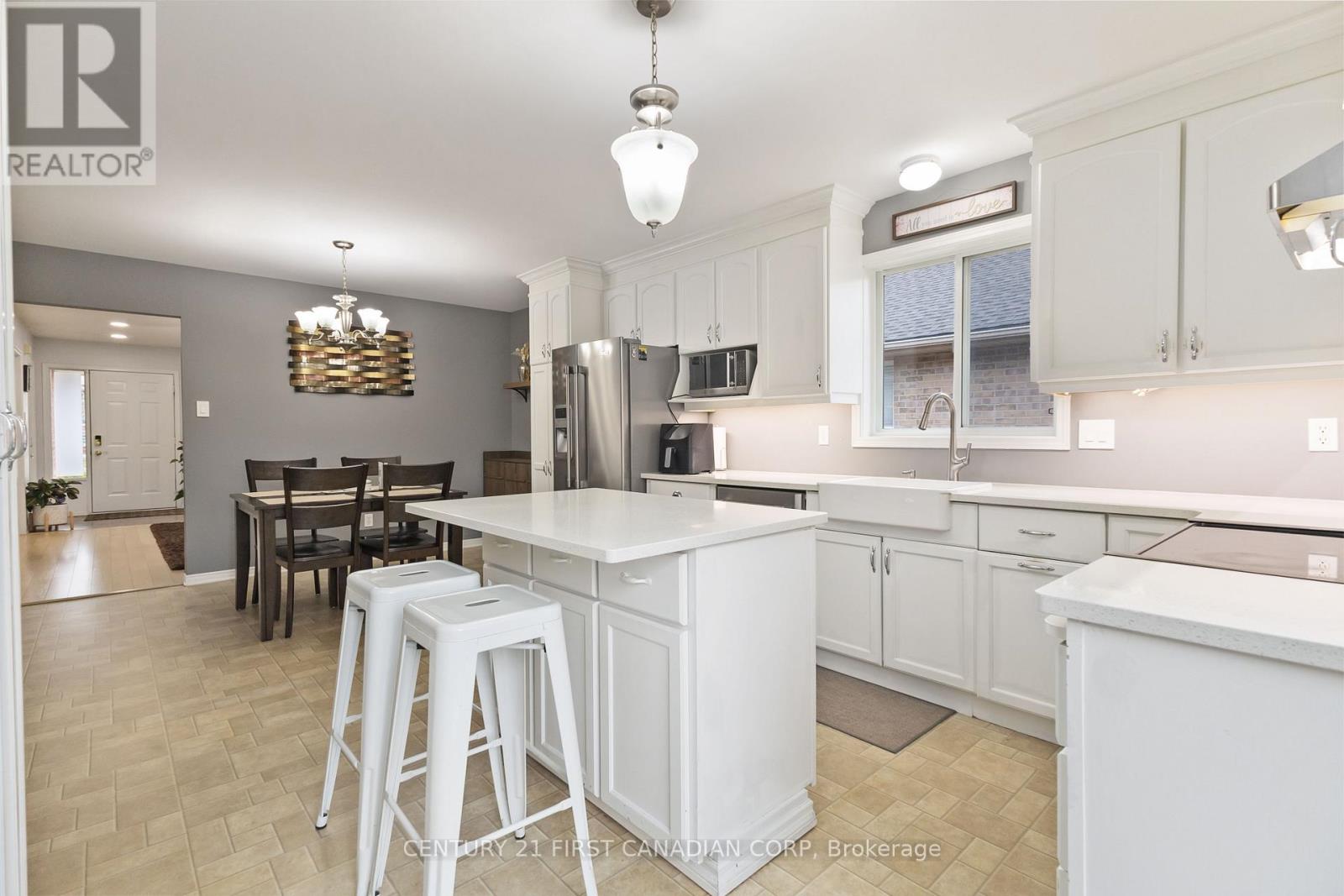 7 Juniper Crescent, Strathroy-Caradoc, Ontario  N7G 4C1 - Photo 7 - X13447670