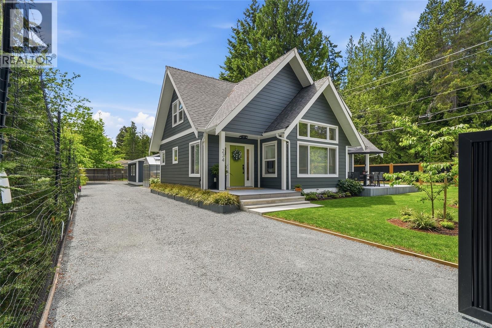234 Fern Rd W, Qualicum Beach, British Columbia