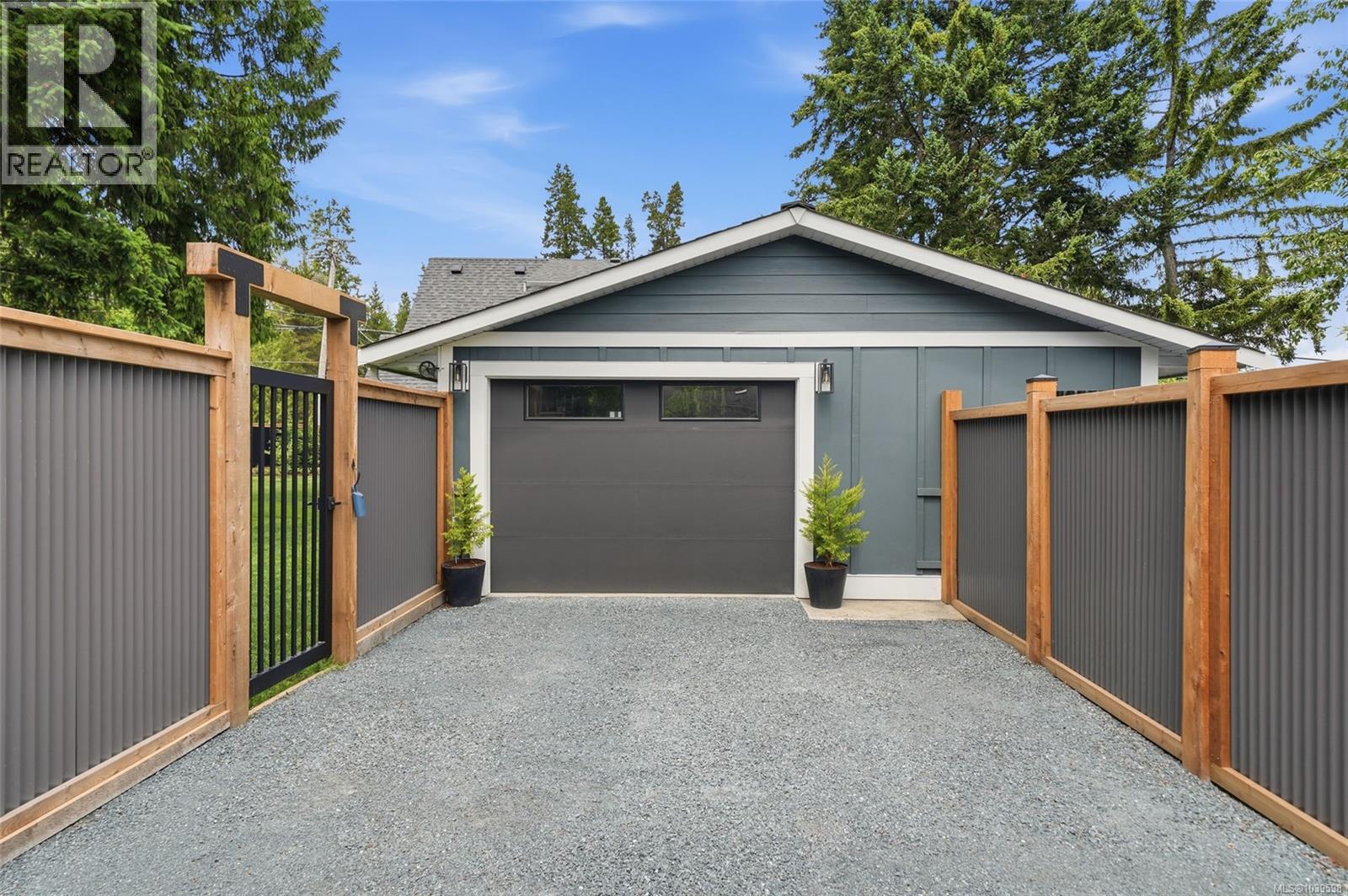 234 Fern Rd W, Qualicum Beach, British Columbia  V9K 1S4 - Photo 68 - 1039598