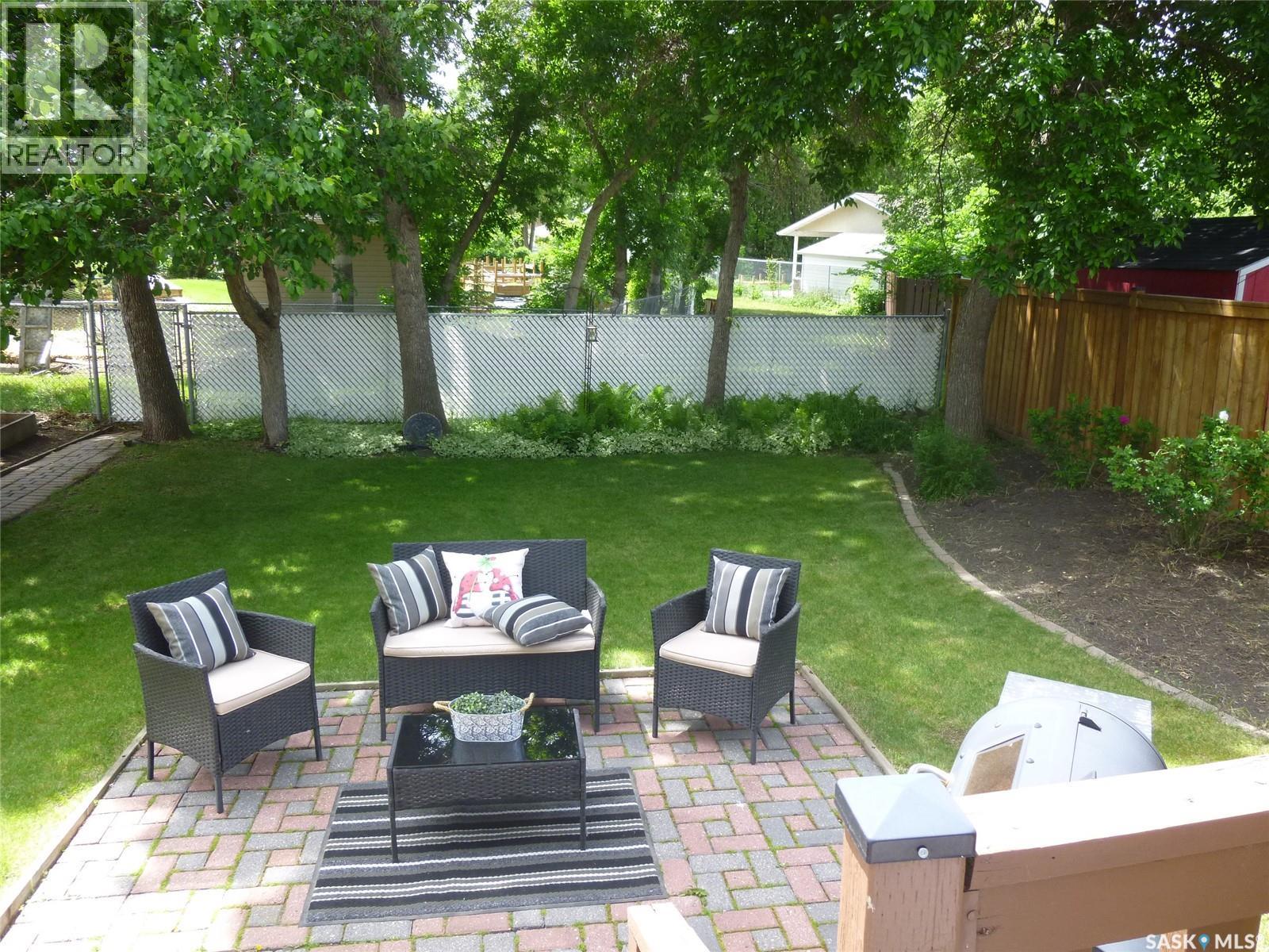 4227 Castle Road, Regina, Saskatchewan  S4S 4N4 - Photo 4 - SK039452