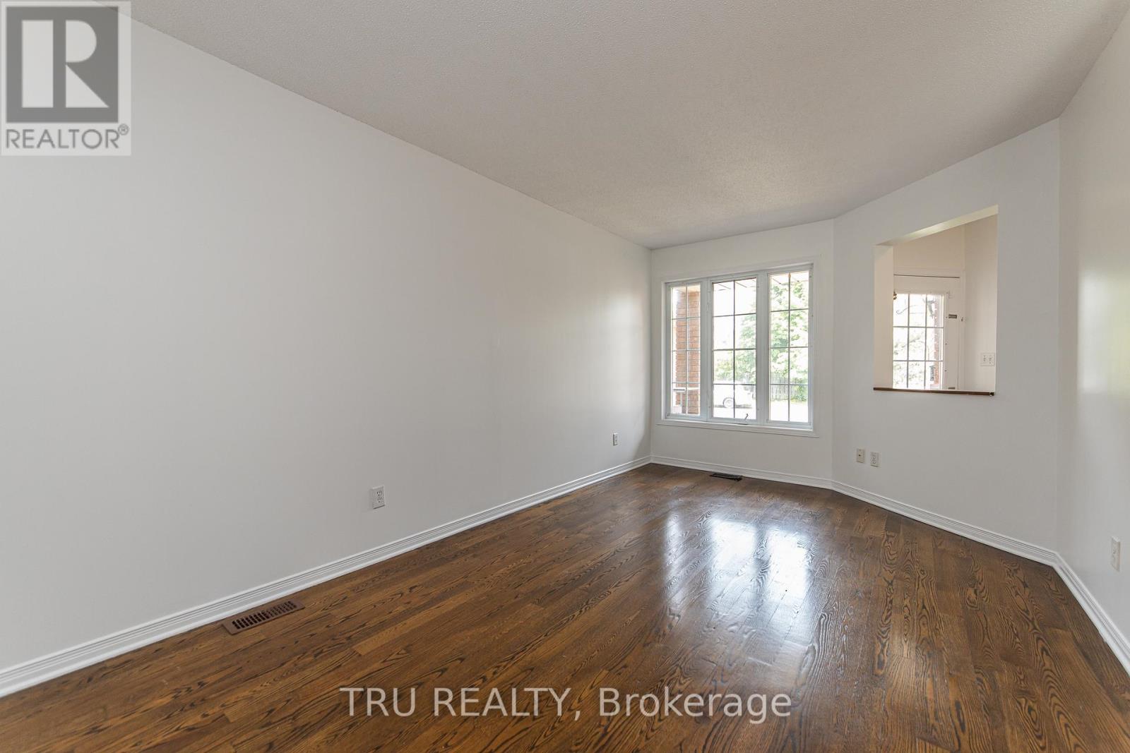 135 Margrave Avenue, Ottawa, Ontario  K1T 3X8 - Photo 14 - X13447734