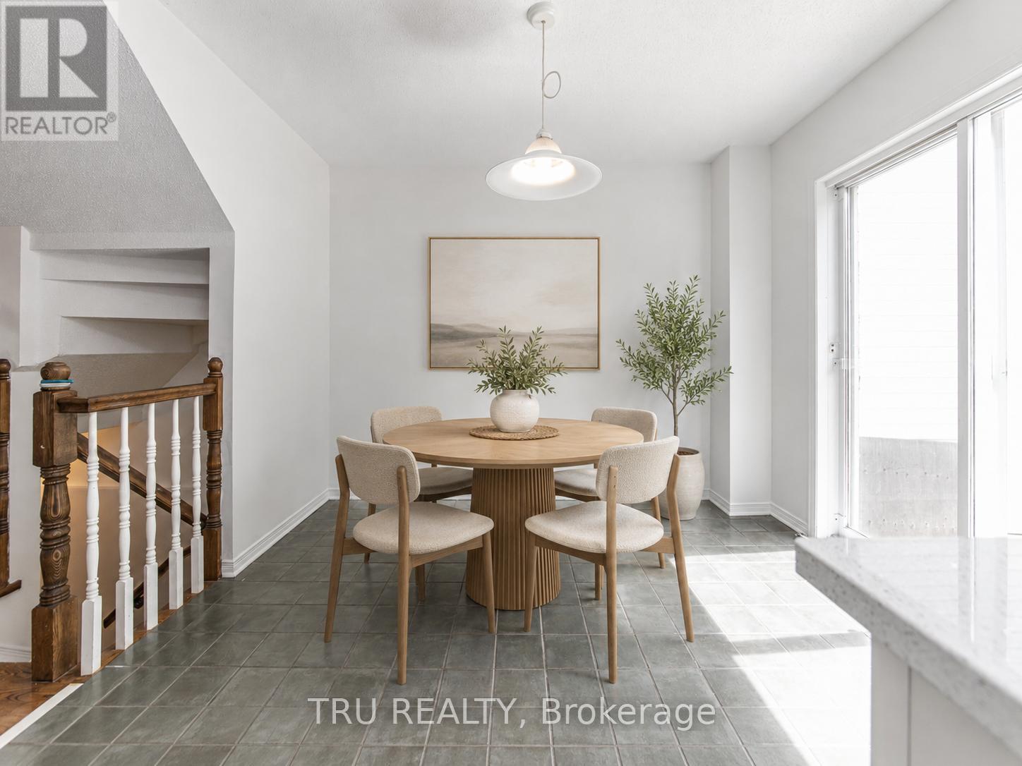 135 Margrave Avenue, Ottawa, Ontario  K1T 3X8 - Photo 15 - X13447734