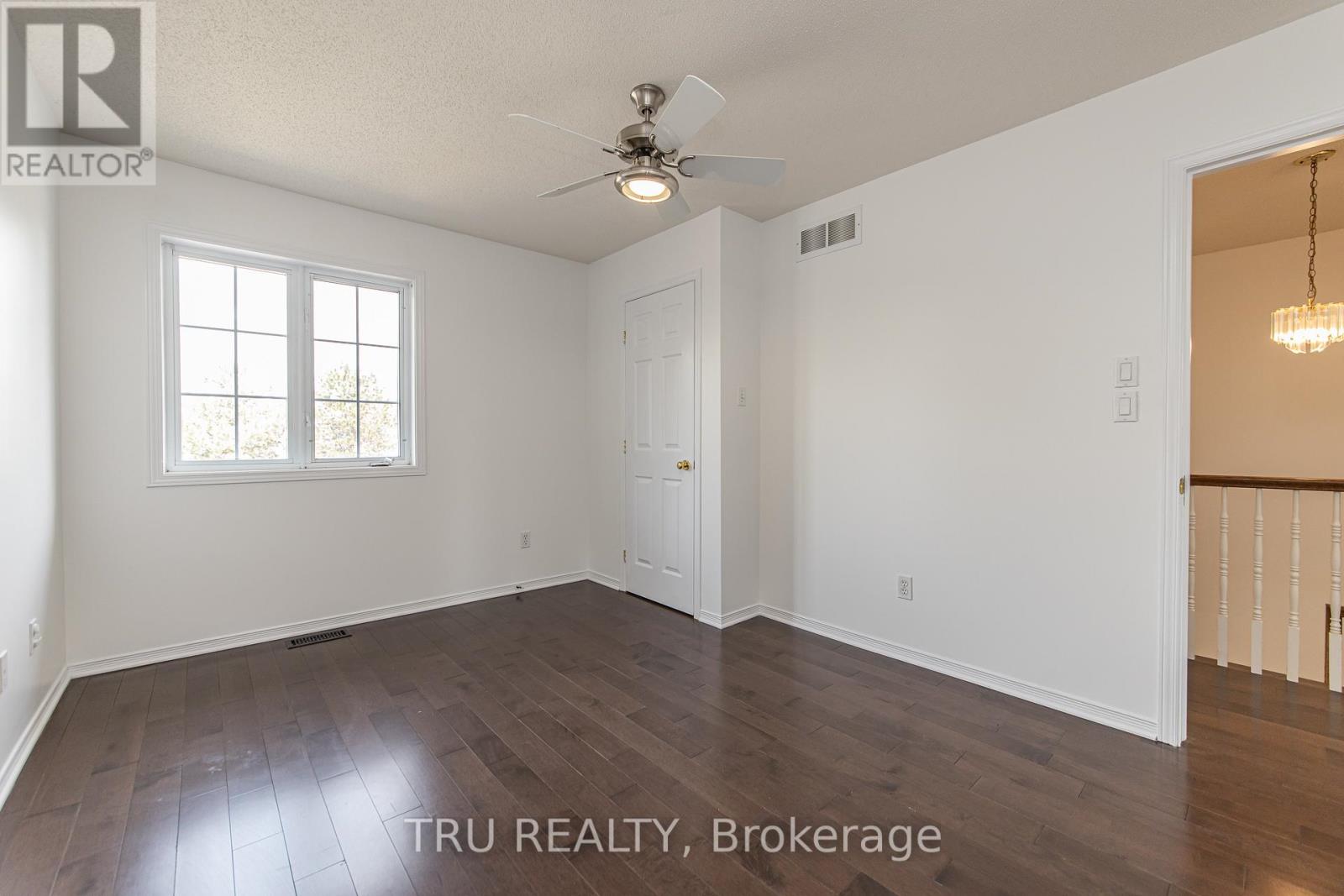 135 Margrave Avenue, Ottawa, Ontario  K1T 3X8 - Photo 26 - X13447734