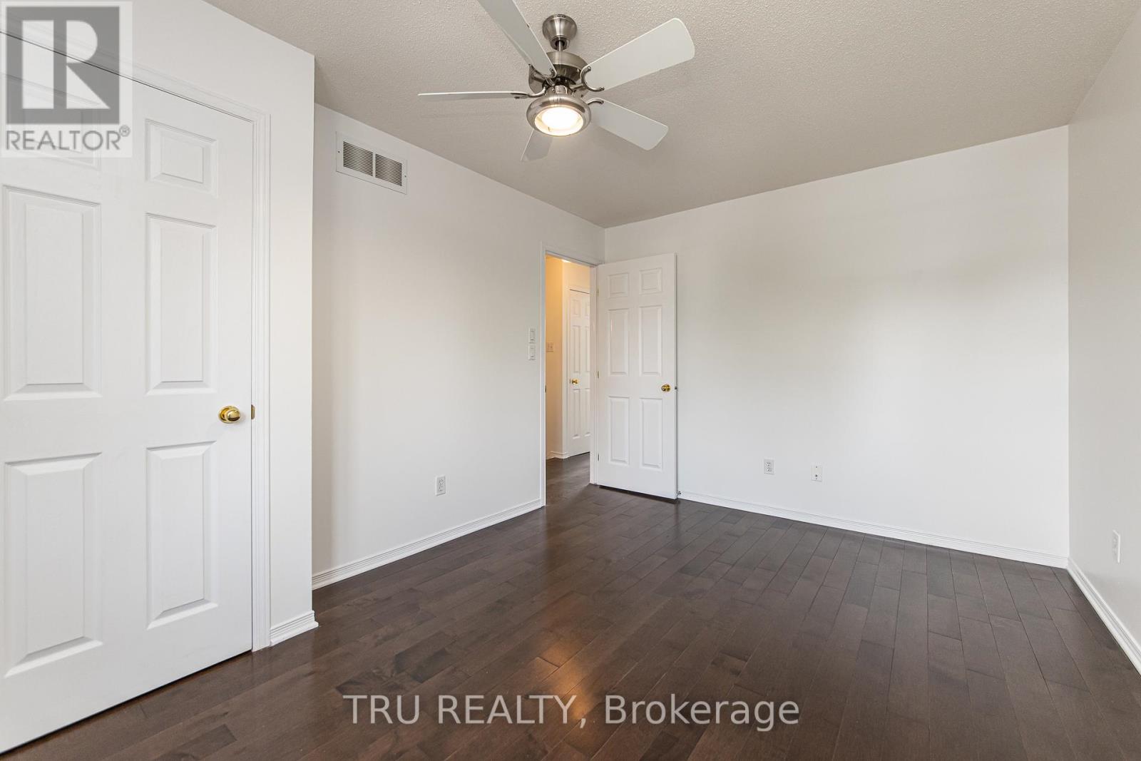 135 Margrave Avenue, Ottawa, Ontario  K1T 3X8 - Photo 27 - X13447734