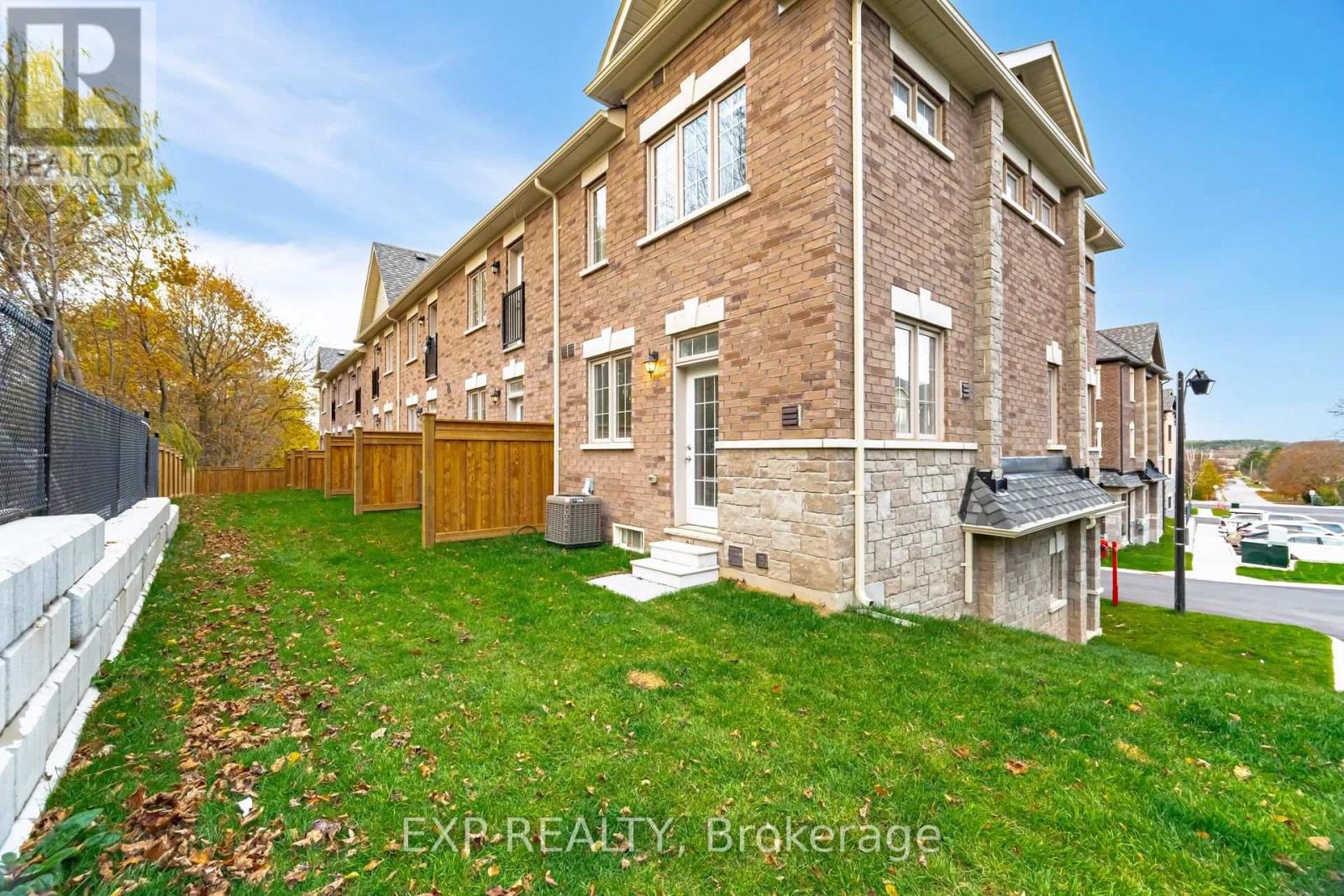 24 - 68 First Street, Orangeville, Ontario L9W 2E4 - Photo 2 - W13447388