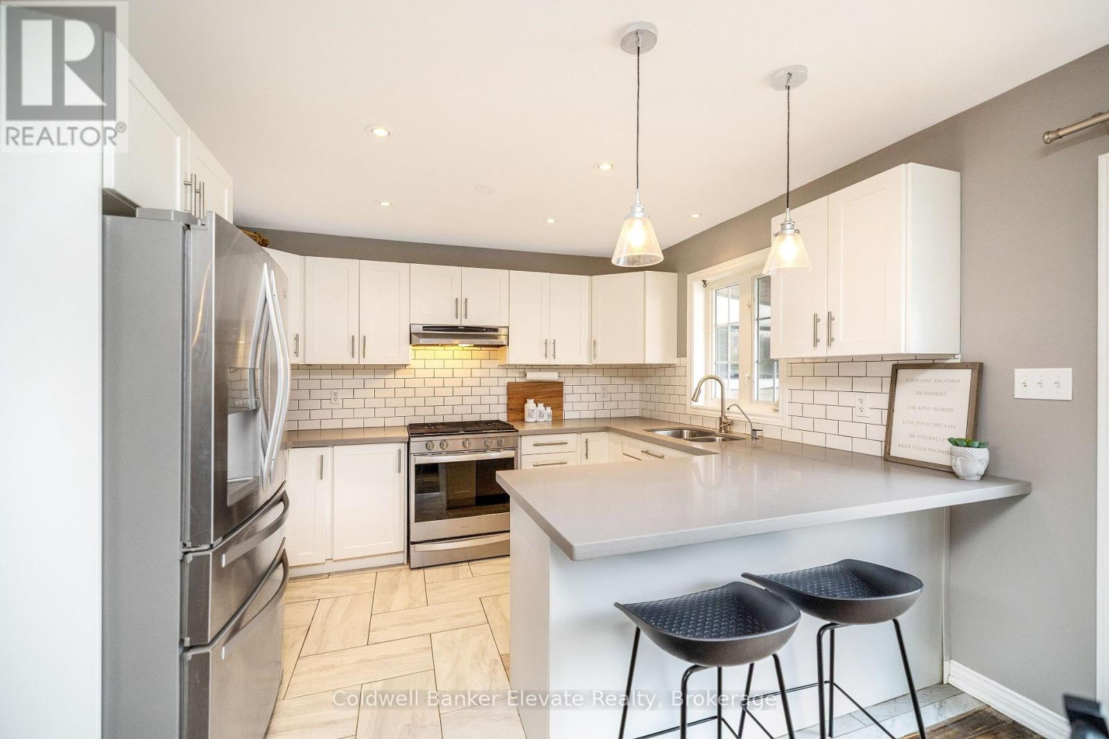 28 Brown's Crescent, Halton Hills, Ontario  L7J 3A4 - Photo 17 - W13447404