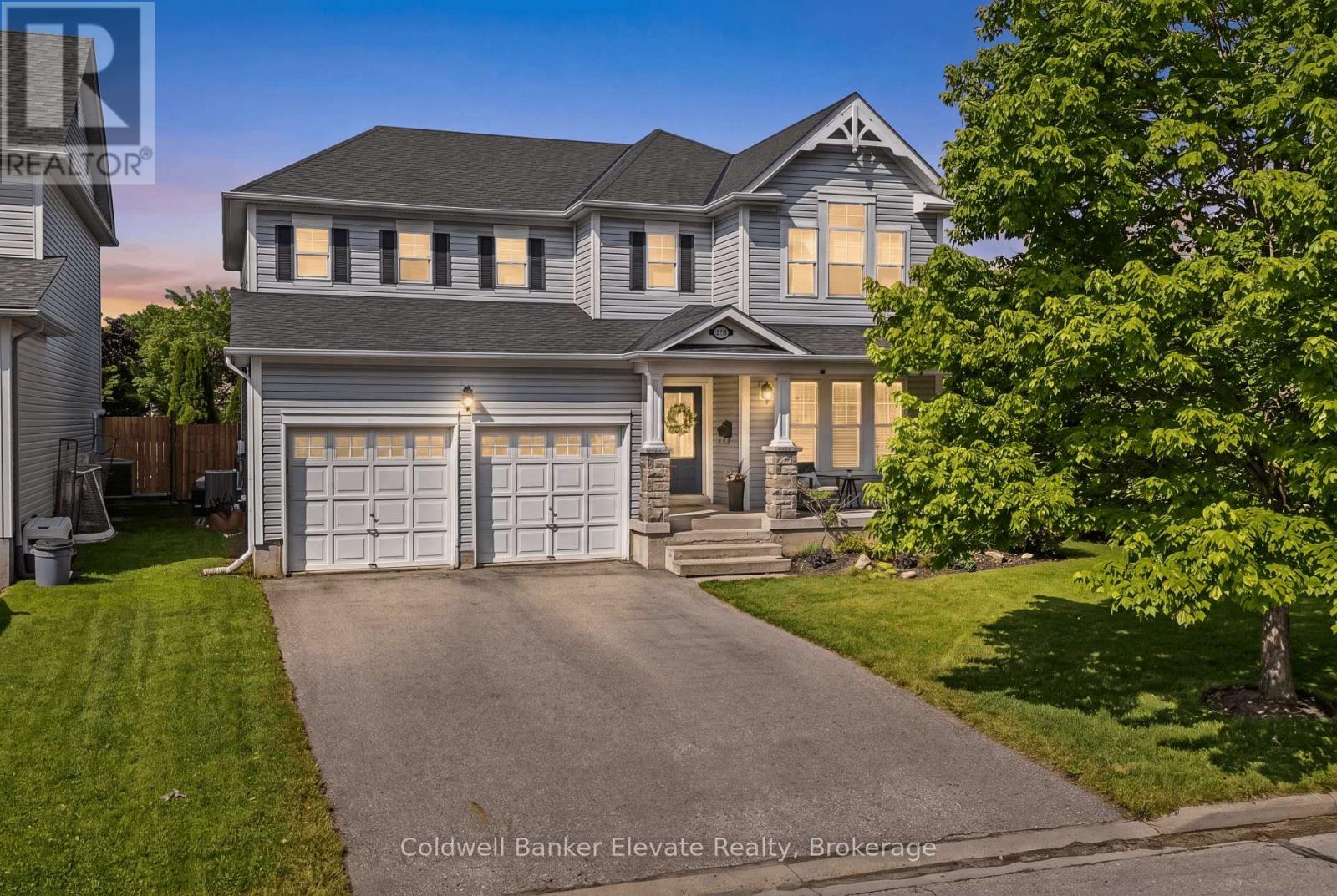 28 Brown's Crescent, Halton Hills, Ontario  L7J 3A4 - Photo 2 - W13447404