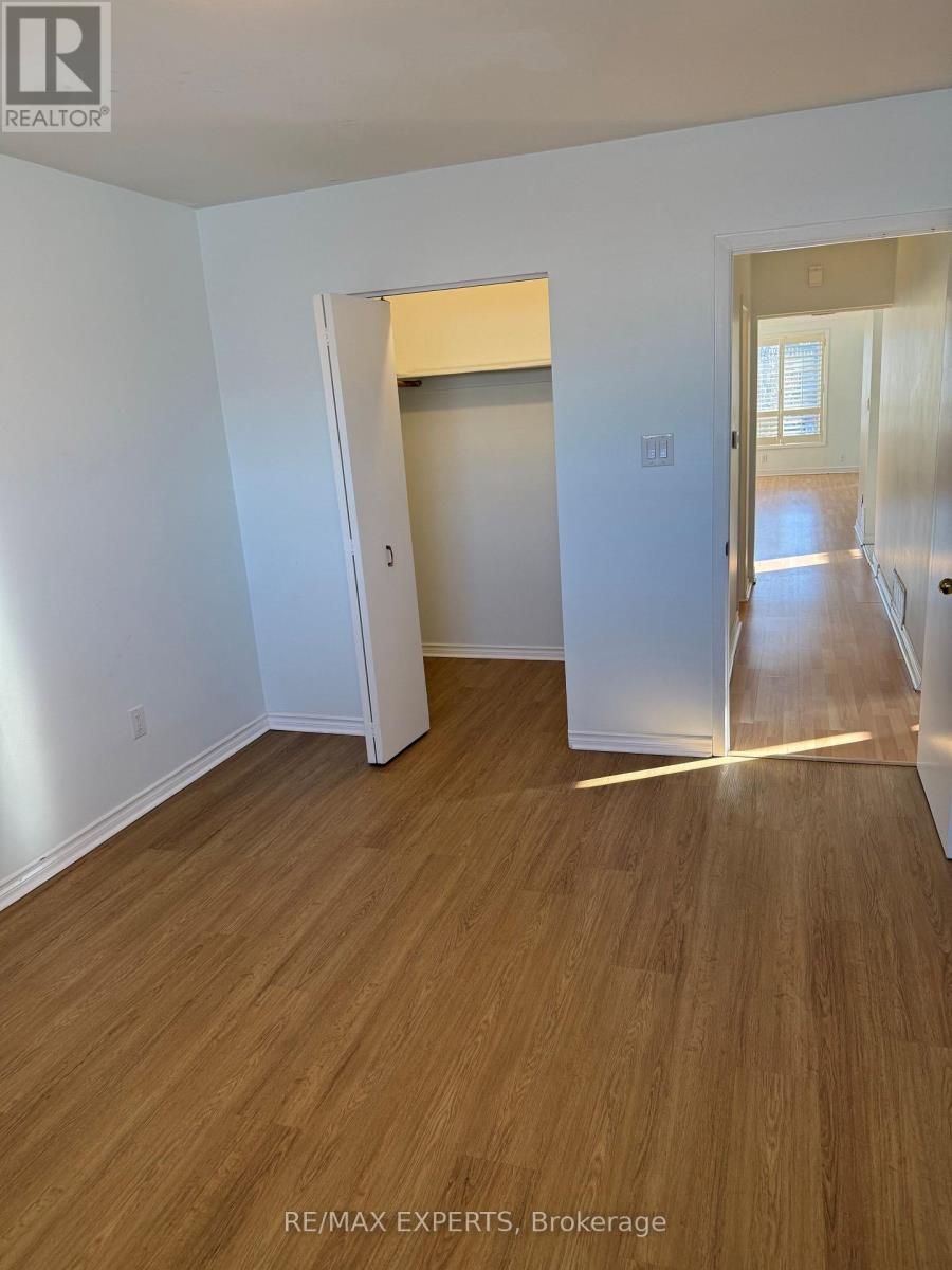 95 Navenby Crescent, Toronto, Ontario  M9L 1B3 - Photo 21 - W13447424