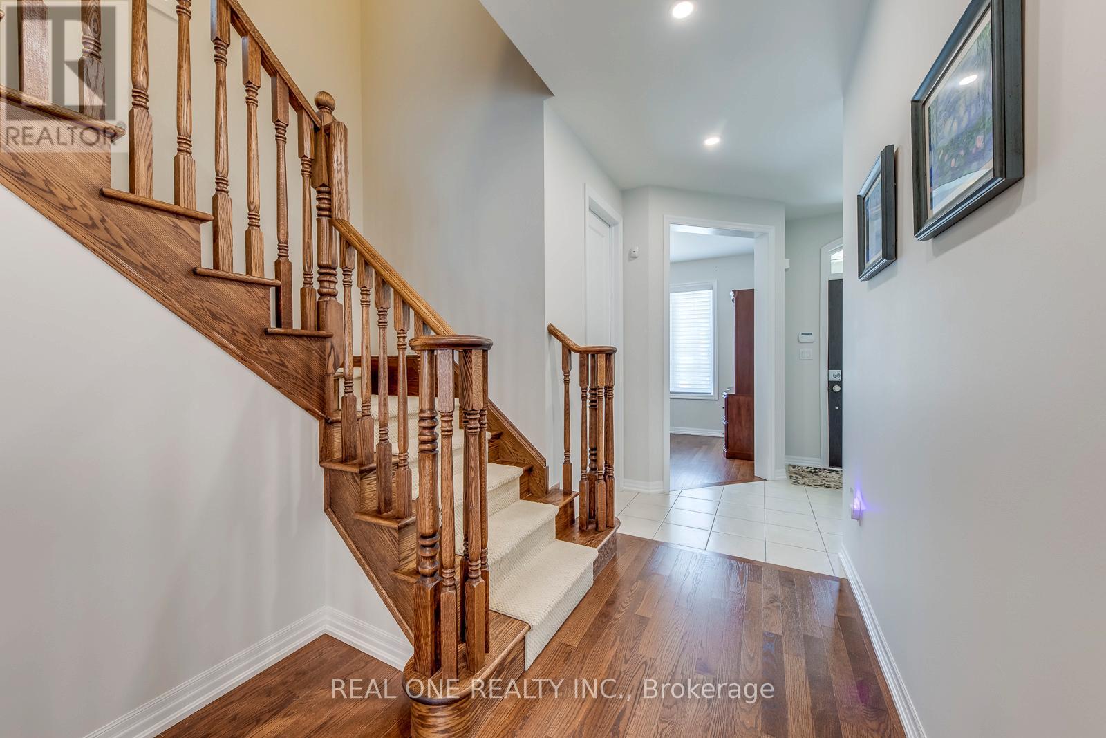 276 Sixteen Mile Drive, Oakville, Ontario  L6M 0V8 - Photo 30 - W13447456