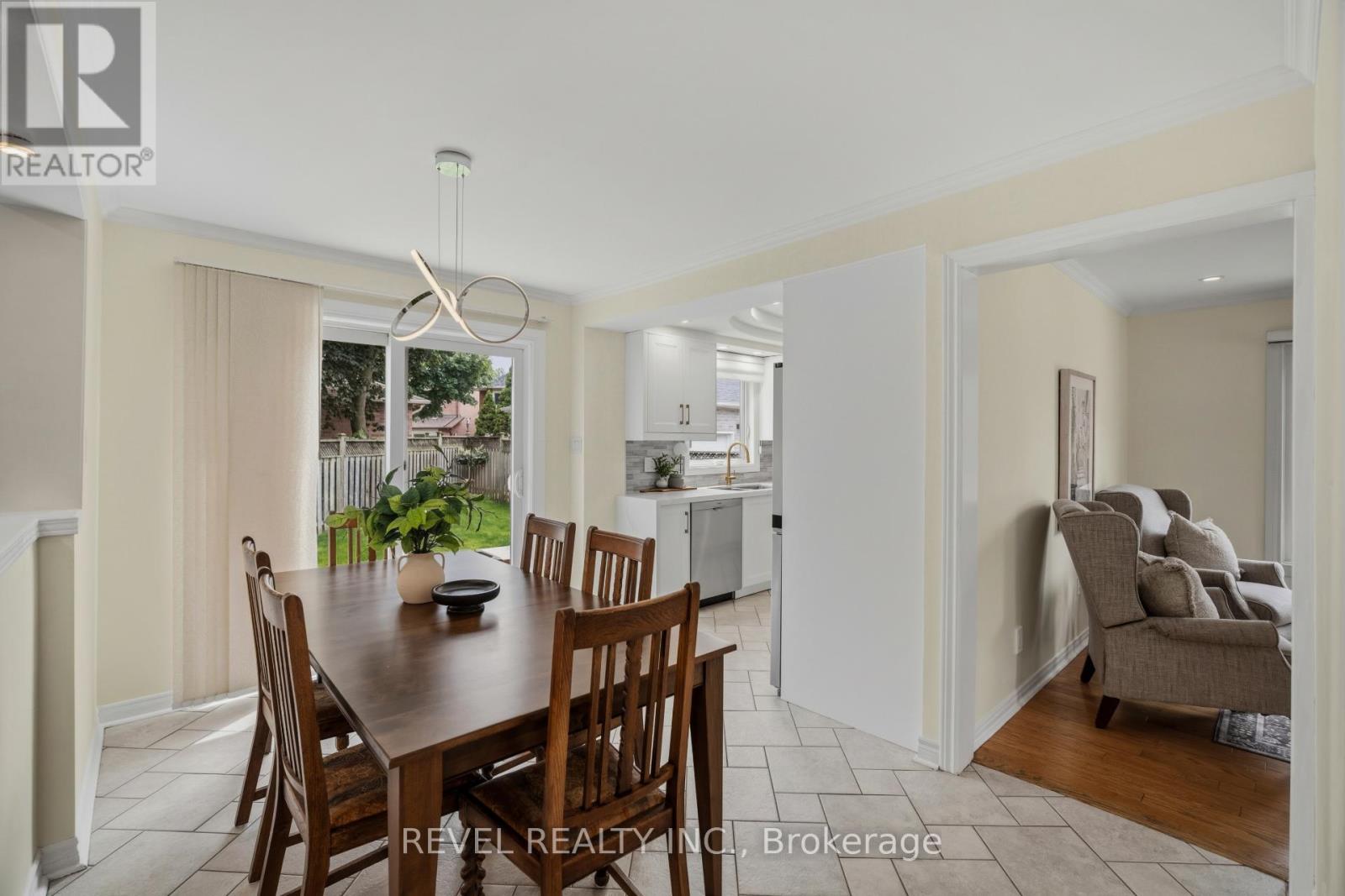 6144 Tenth Line W, Mississauga, Ontario  L5N 5S7 - Photo 8 - W13447542