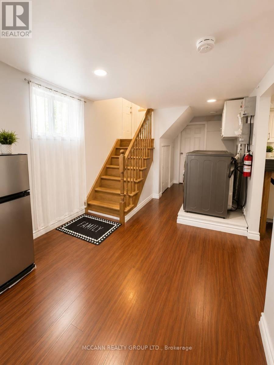 Main - 32 Belgravia Avenue, Toronto, Ontario  M6E 2M5 - Photo 14 - W13447594