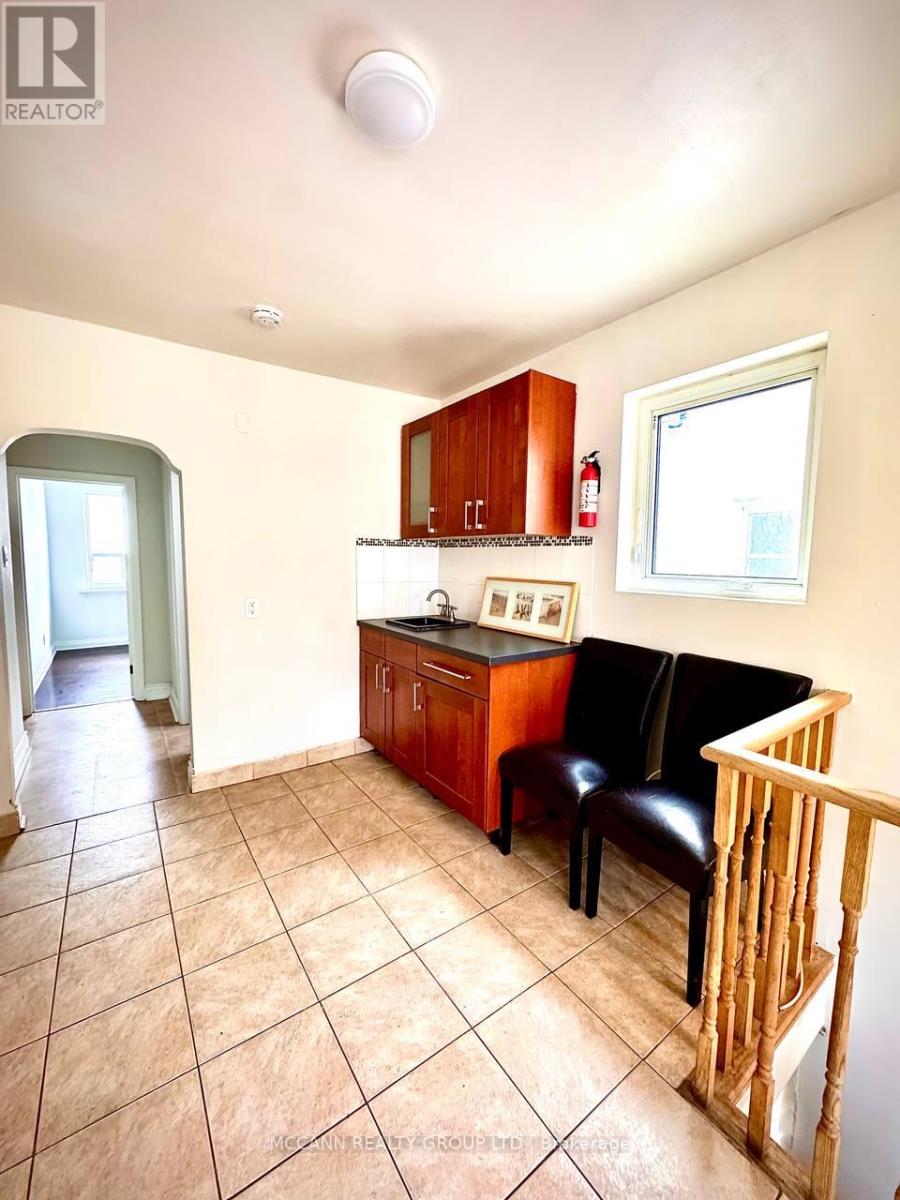 Main - 32 Belgravia Avenue, Toronto, Ontario  M6E 2M5 - Photo 3 - W13447594