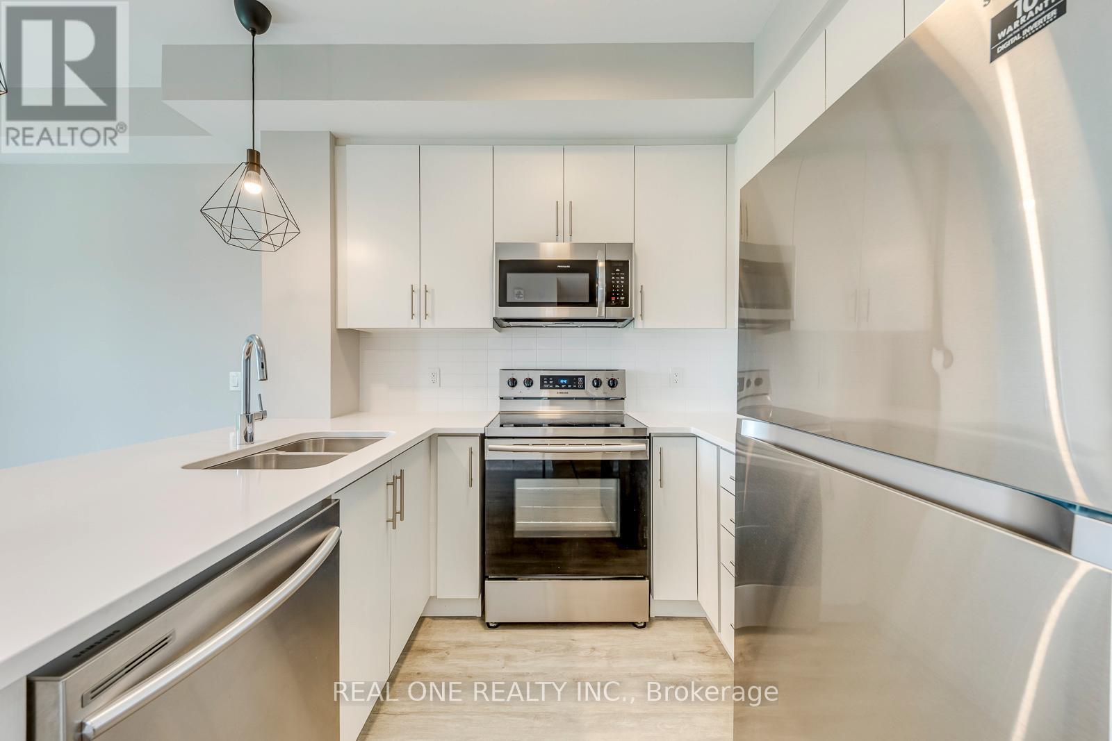 533 - 128 Grovewood Common, Oakville, Ontario L6H 0X3 - Photo 12 - W13447630
