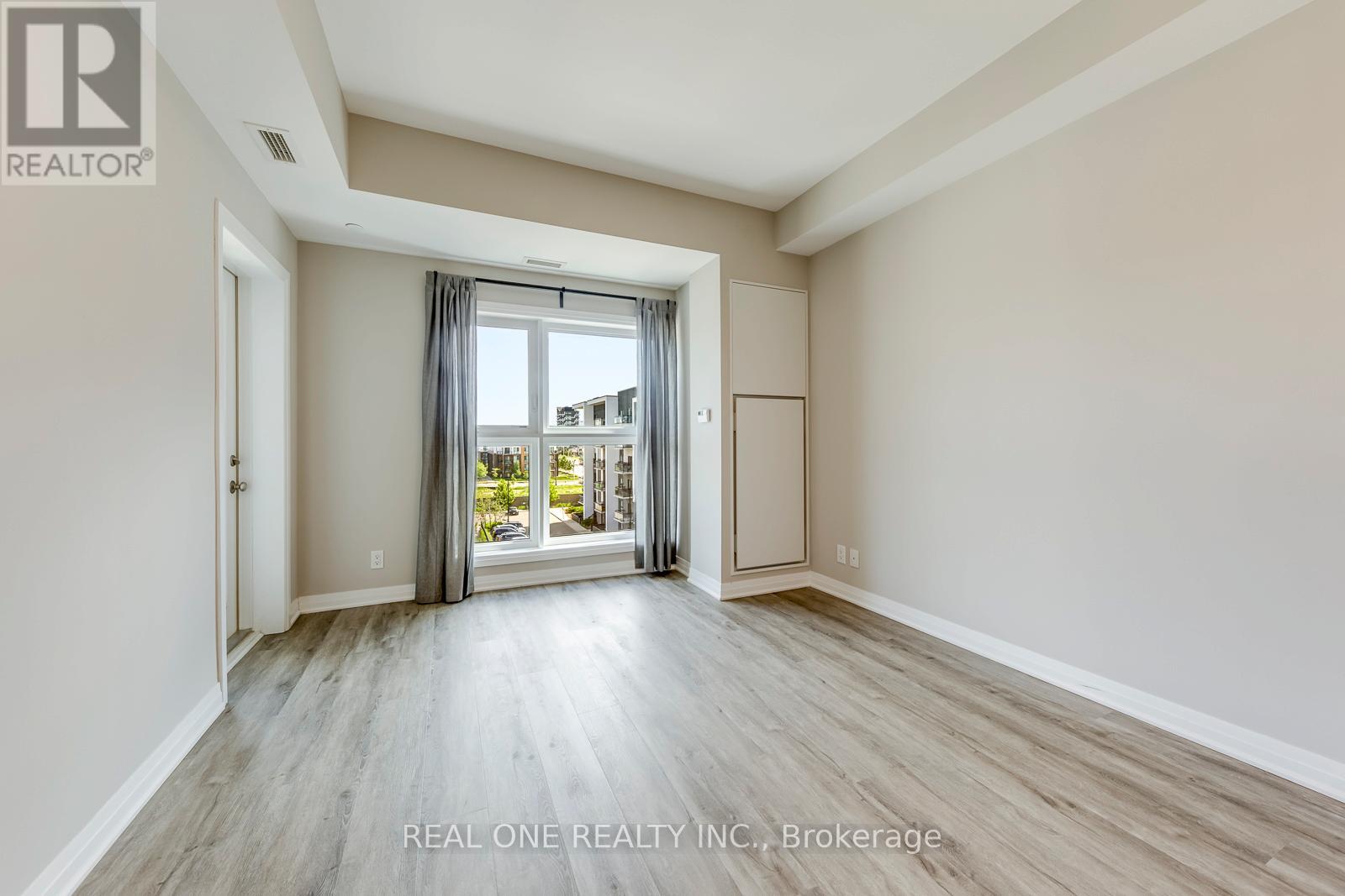 533 - 128 Grovewood Common, Oakville, Ontario L6H 0X3 - Photo 16 - W13447630