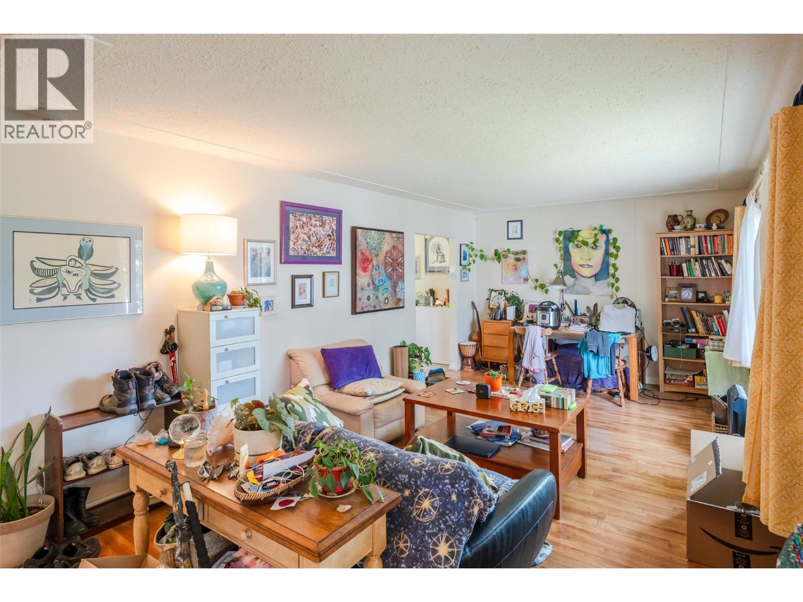 950 Hull Street, Penticton, British Columbia  V2A 4A3 - Photo 3 - 10390766