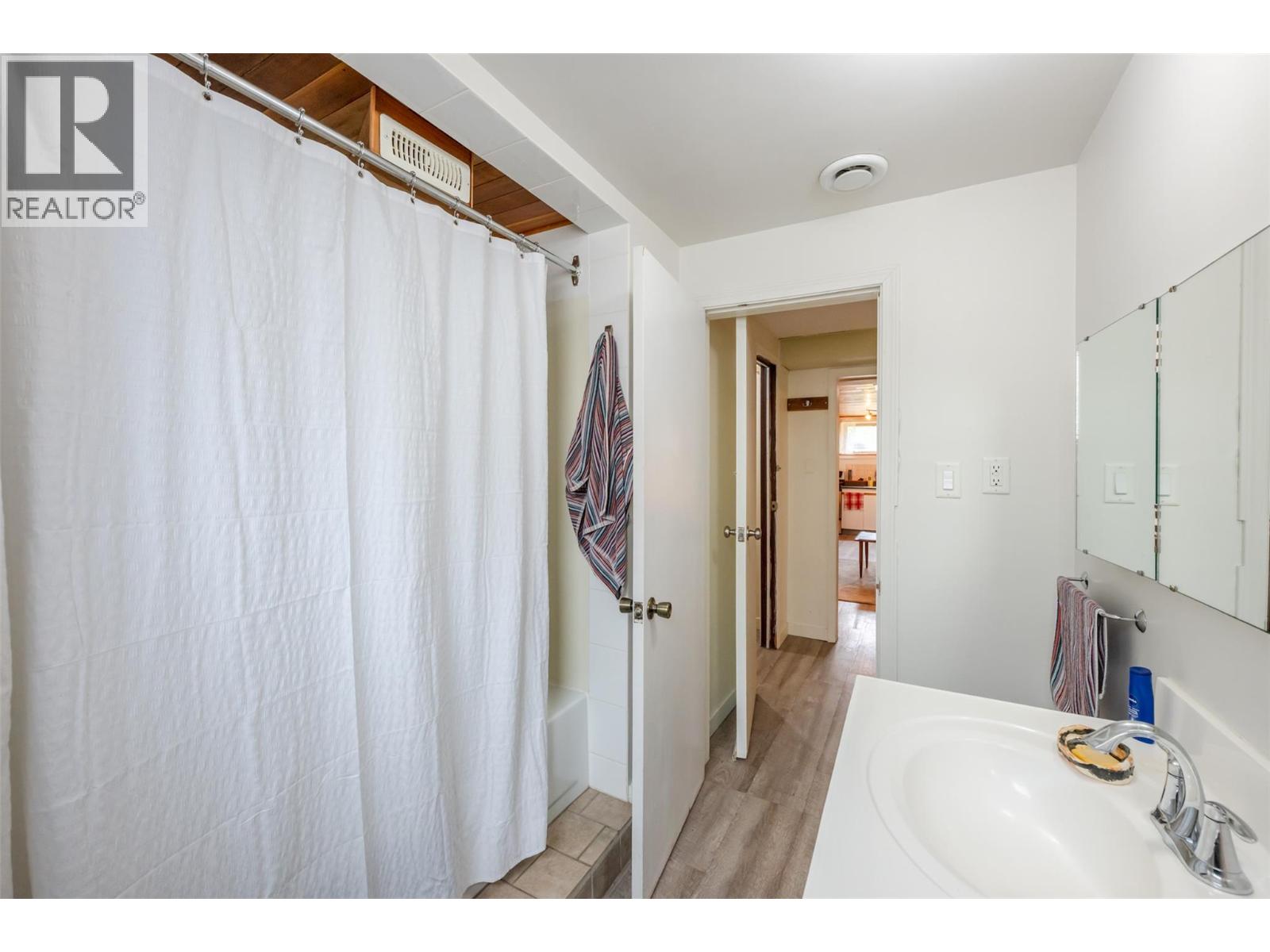 950 Hull Street, Penticton, British Columbia  V2A 4A3 - Photo 33 - 10390766