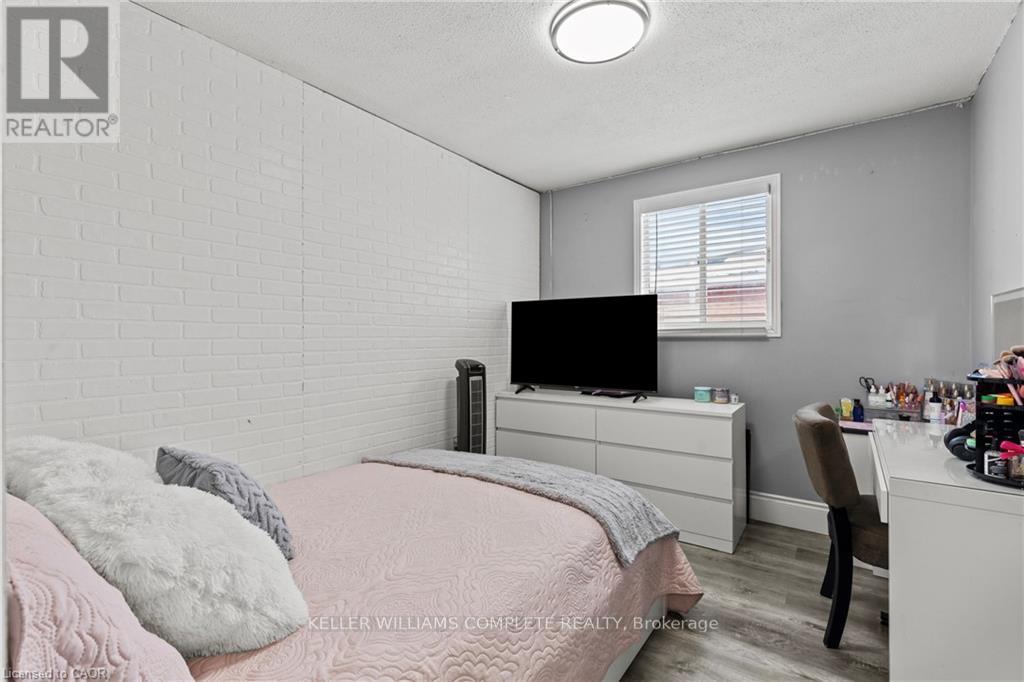 27 Barbara Court, Hamilton, Ontario  L8W 2M1 - Photo 22 - X13447584