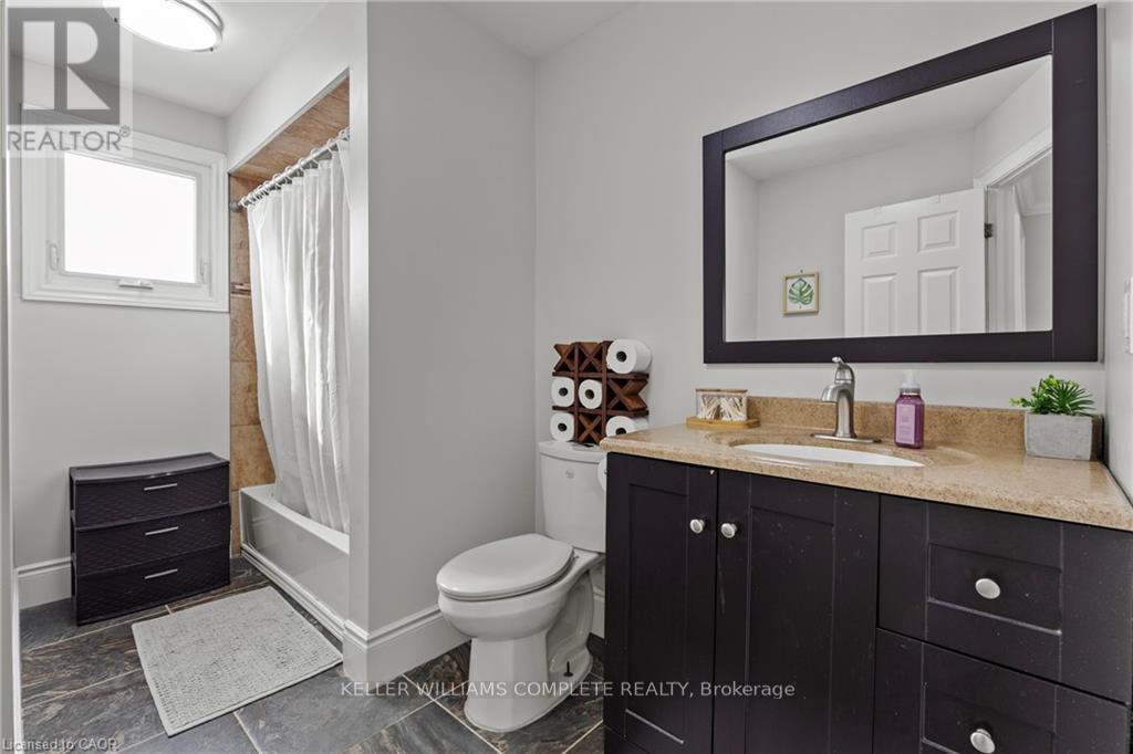 27 Barbara Court, Hamilton, Ontario  L8W 2M1 - Photo 26 - X13447584