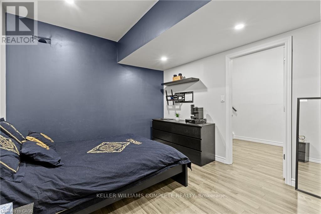 27 Barbara Court, Hamilton, Ontario  L8W 2M1 - Photo 30 - X13447584