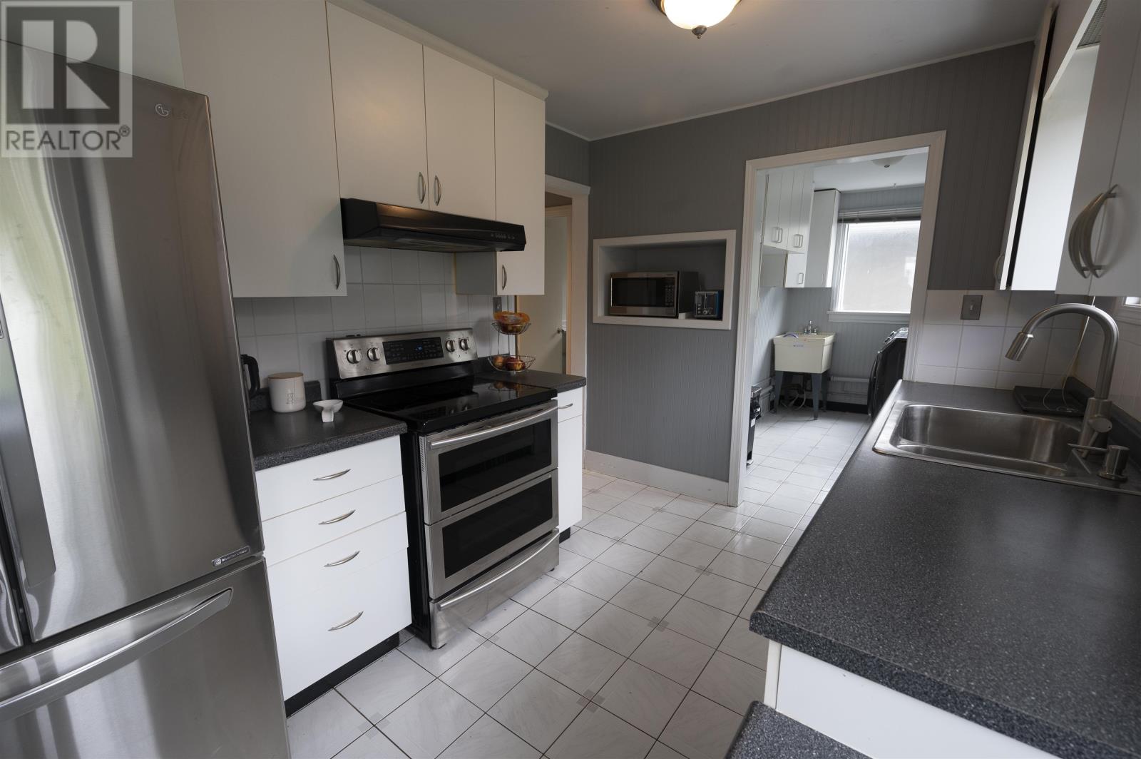 2018 Donald Street East, Thunder Bay, Ontario  P7E 5W8 - Photo 11 - TB2601517