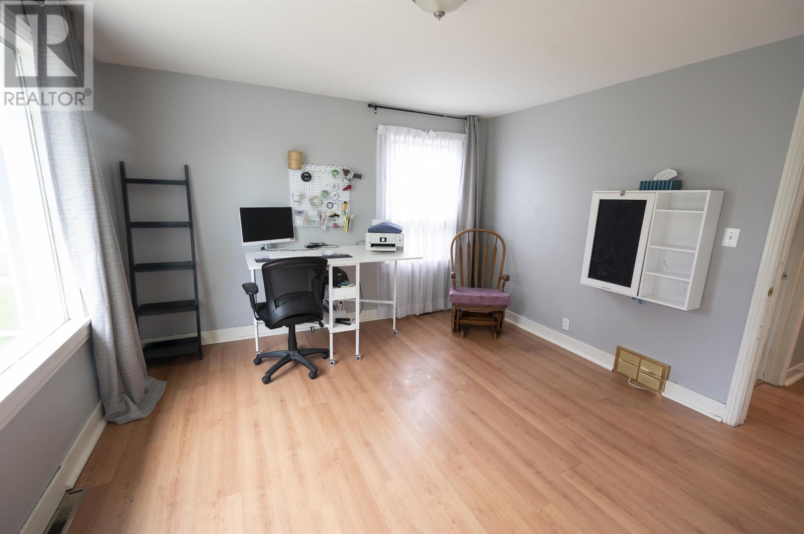 2018 Donald Street East, Thunder Bay, Ontario  P7E 5W8 - Photo 14 - TB2601517