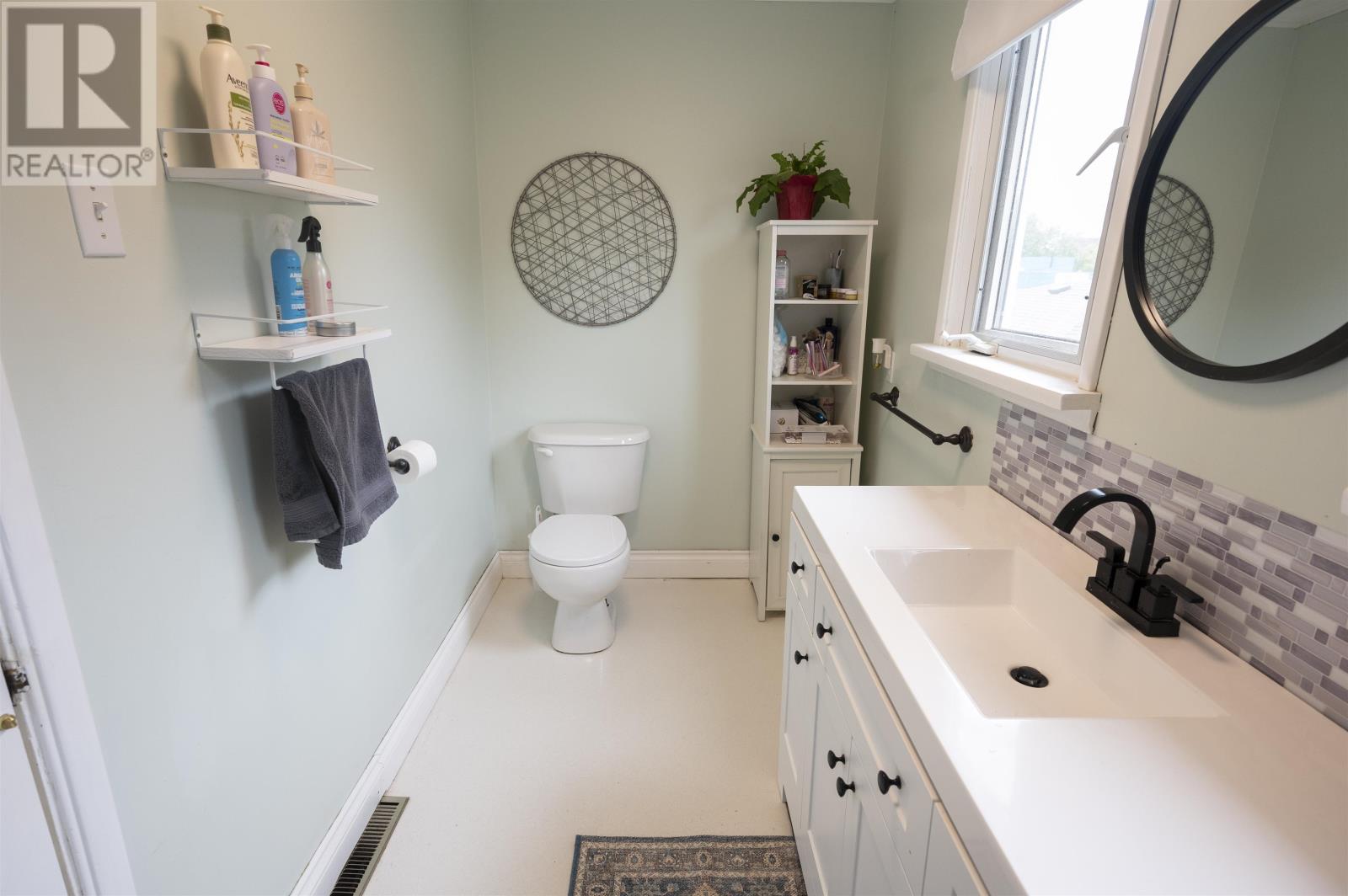 2018 Donald Street East, Thunder Bay, Ontario  P7E 5W8 - Photo 27 - TB2601517