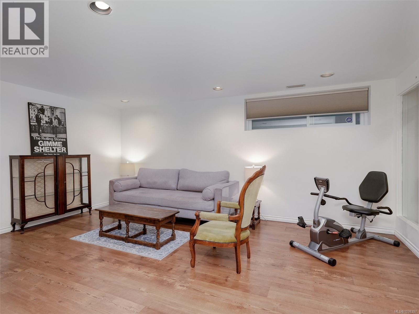 2979 Westdowne Rd, Oak Bay, British Columbia  V8R 5G1 - Photo 34 - 1038397