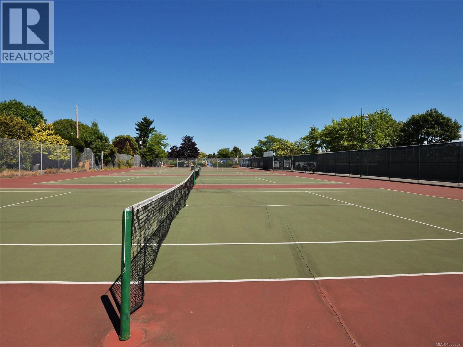 2979 Westdowne Rd, Oak Bay, British Columbia  V8R 5G1 - Photo 48 - 1038397