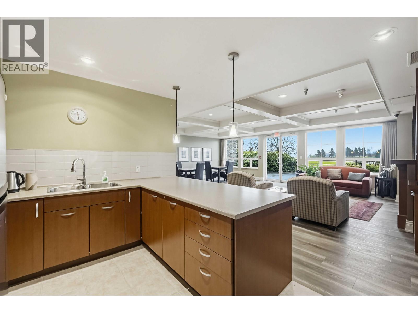 232 19673 Meadow Gardens Way, Pitt Meadows, British Columbia  V3Y 0A1 - Photo 30 - R3135995