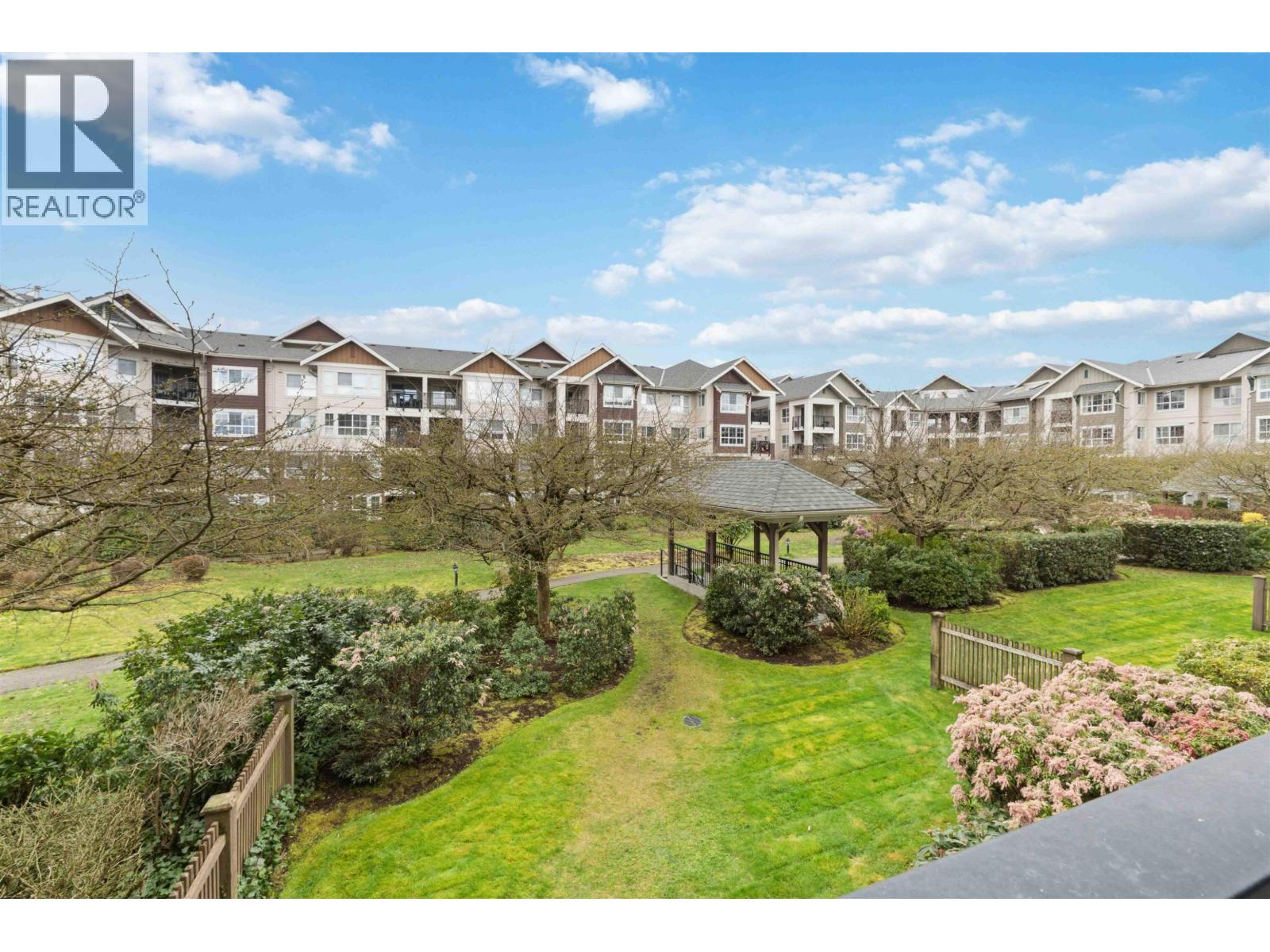 232 19673 Meadow Gardens Way, Pitt Meadows, British Columbia  V3Y 0A1 - Photo 34 - R3135995