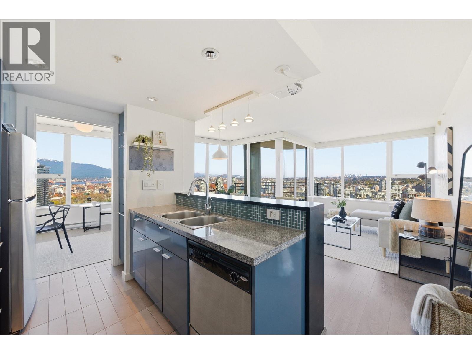 3302 33 Smithe Street, Vancouver, British Columbia  V6B 0B5 - Photo 3 - R3136010