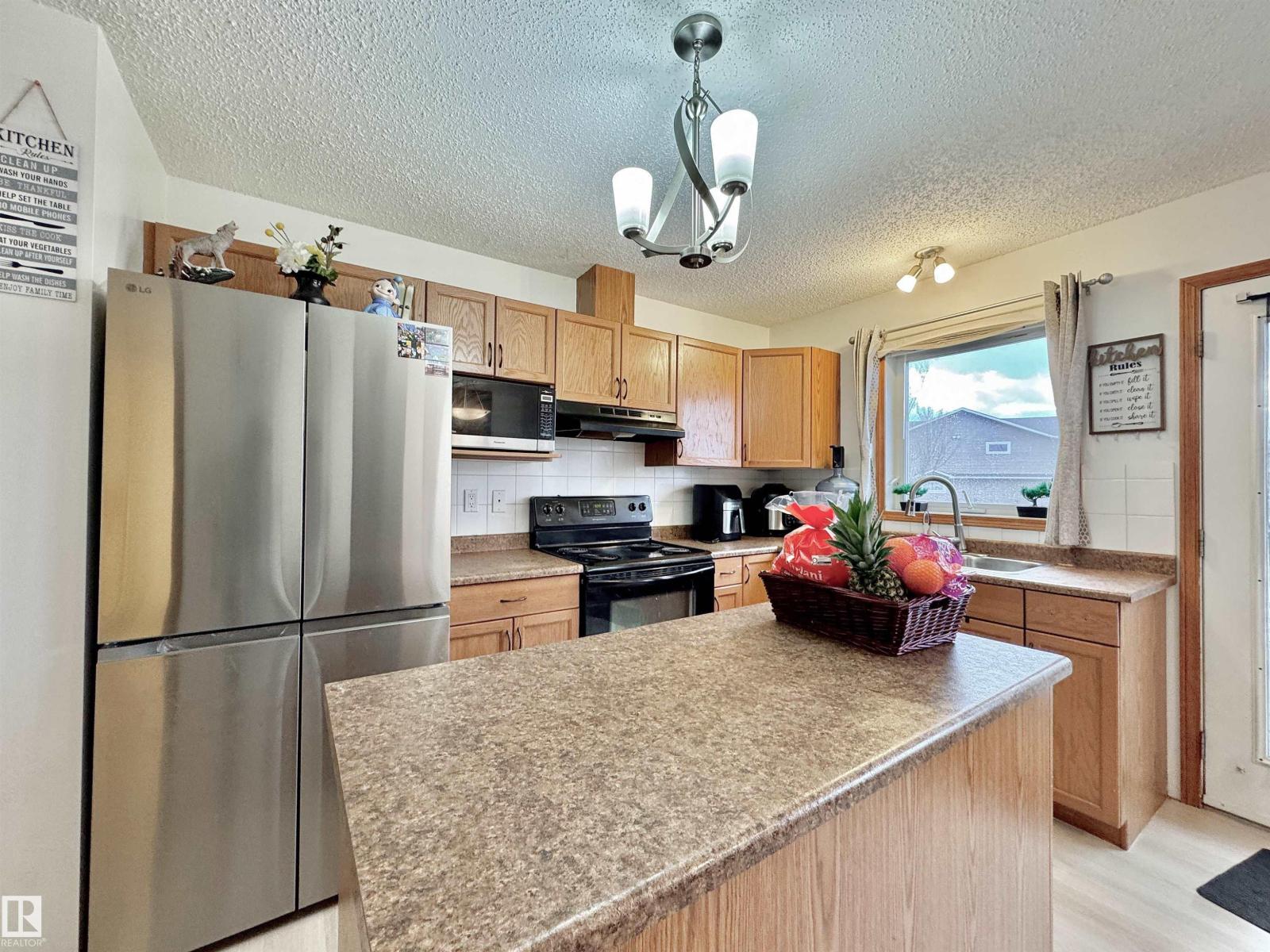 320 Spruce Ridge Rd, Spruce Grove, Alberta  T7X 0H5 - Photo 10 - E4493805