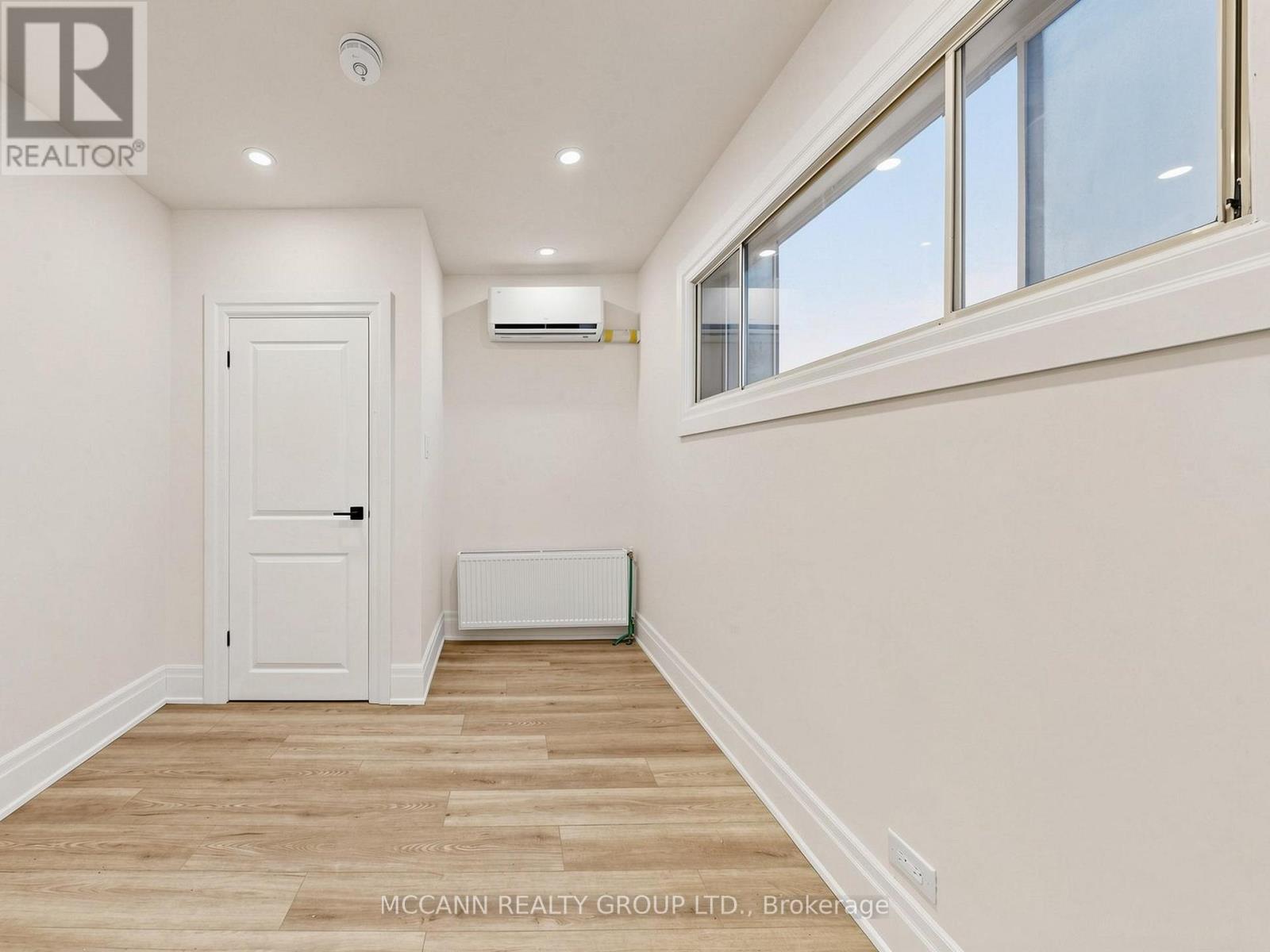 310 St Germain Avenue, Toronto, Ontario  M5M 1W3 - Photo 24 - C13447678