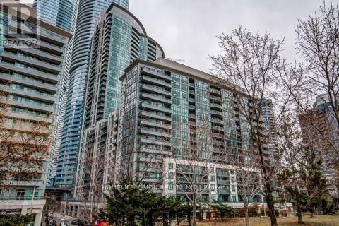 PH17 - 25 LOWER SIMCOE STREET, Toronto, Ontario