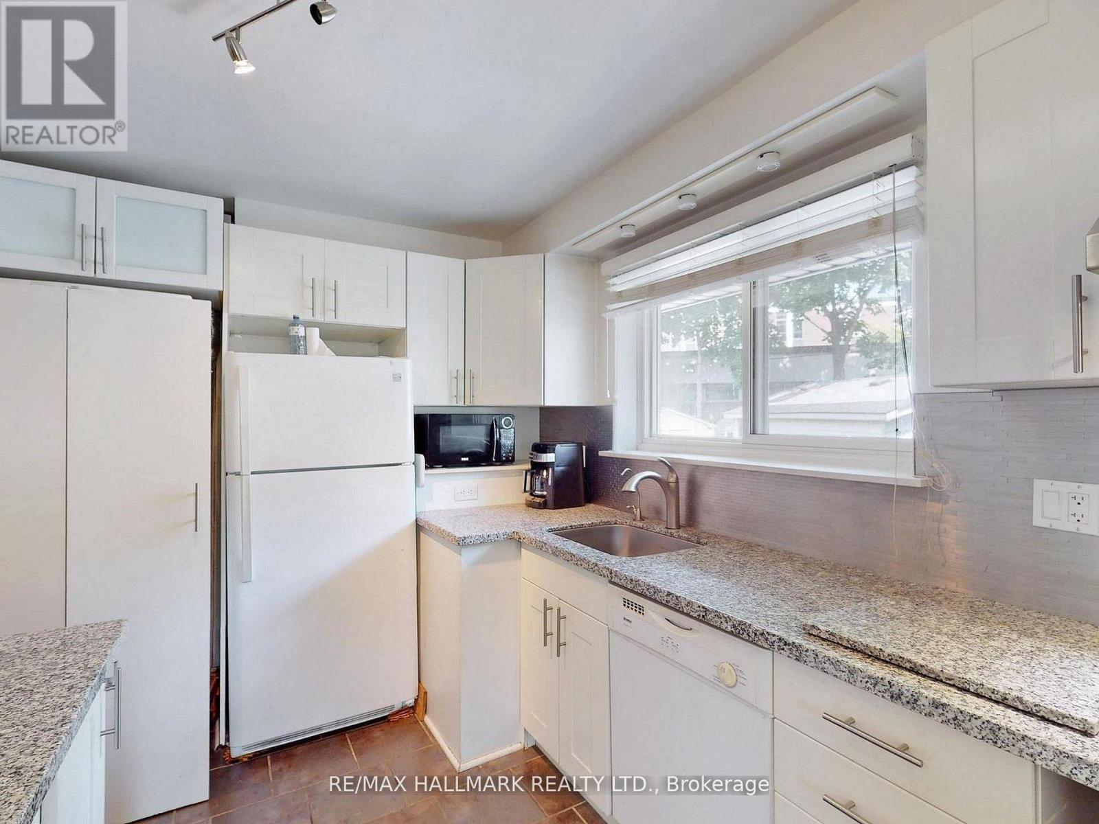 16 Dunboyne Court, Toronto, Ontario  M2R 2B7 - Photo 27 - C13447740