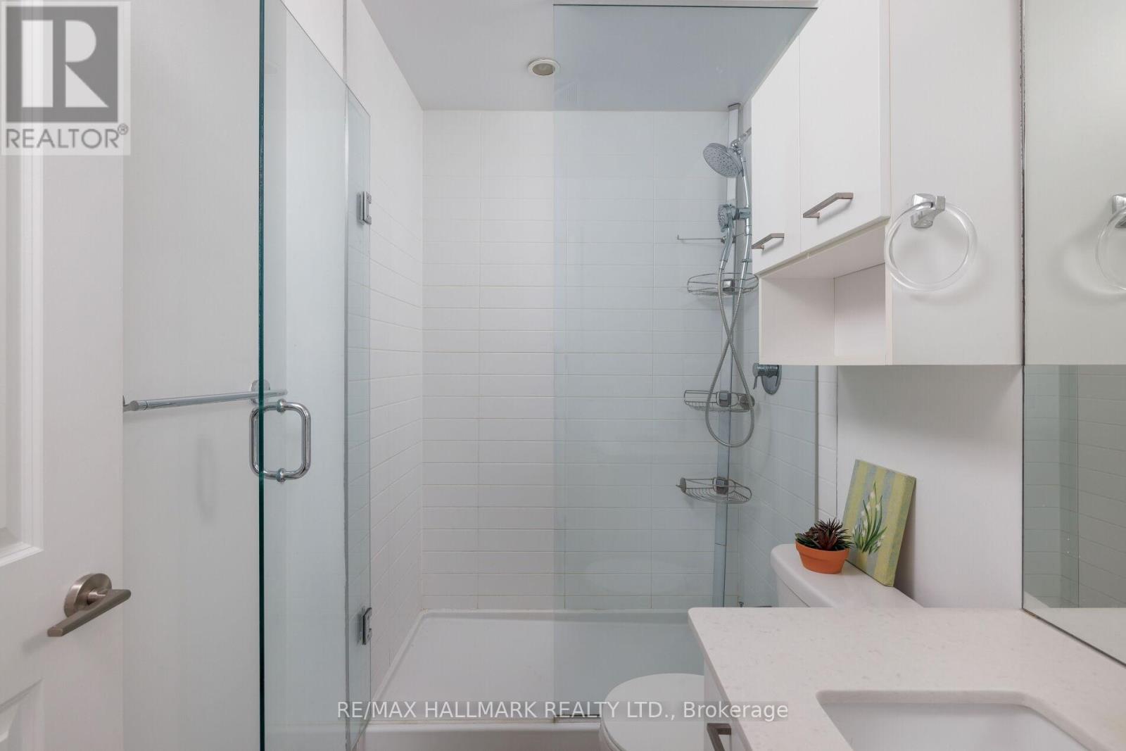 1401 - 530 St Clair Avenue W, Toronto, Ontario  M6C 0A2 - Photo 21 - C13437650
