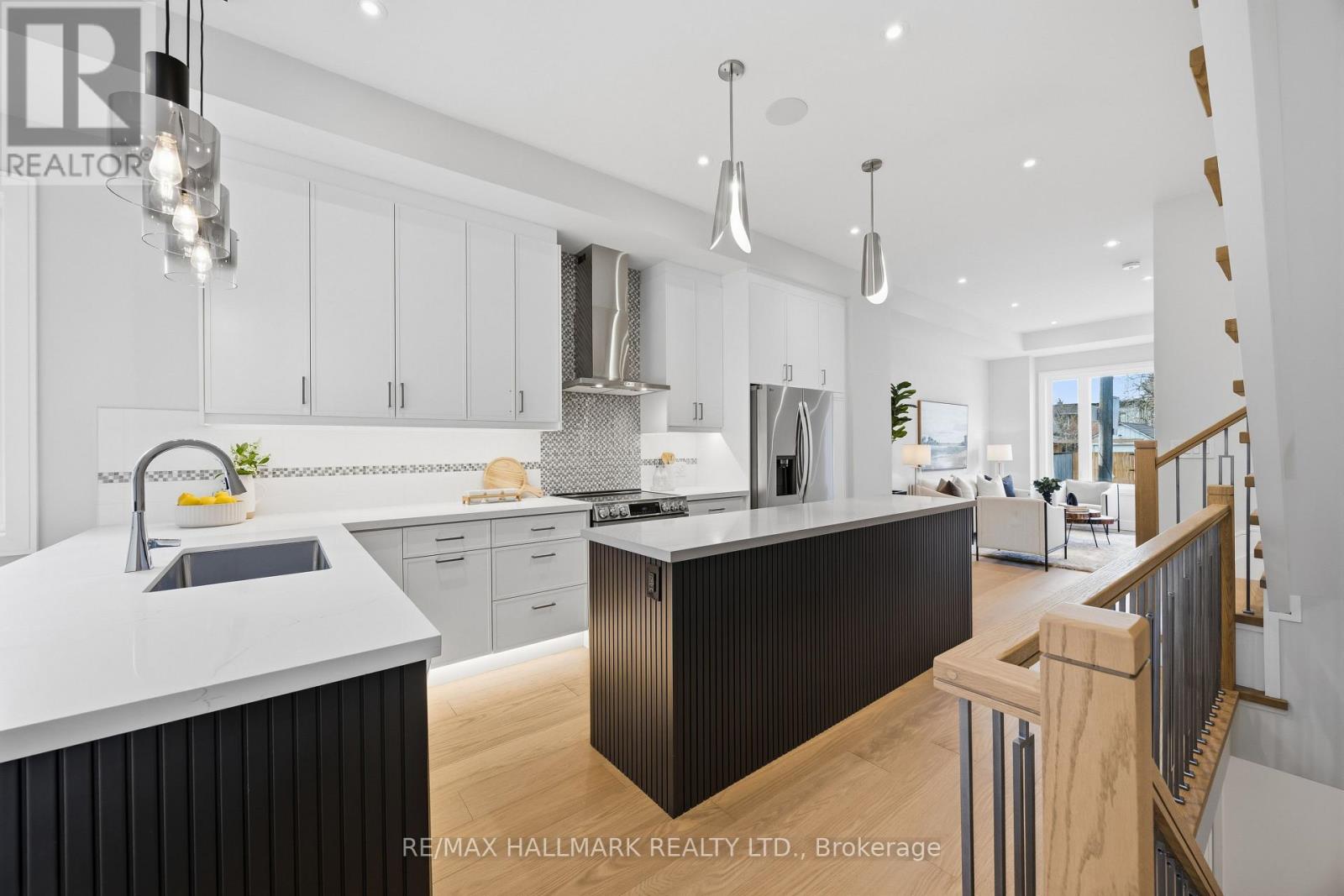 3a Linton Avenue, Toronto, Ontario  M1N 1W5 - Photo 12 - E13447756