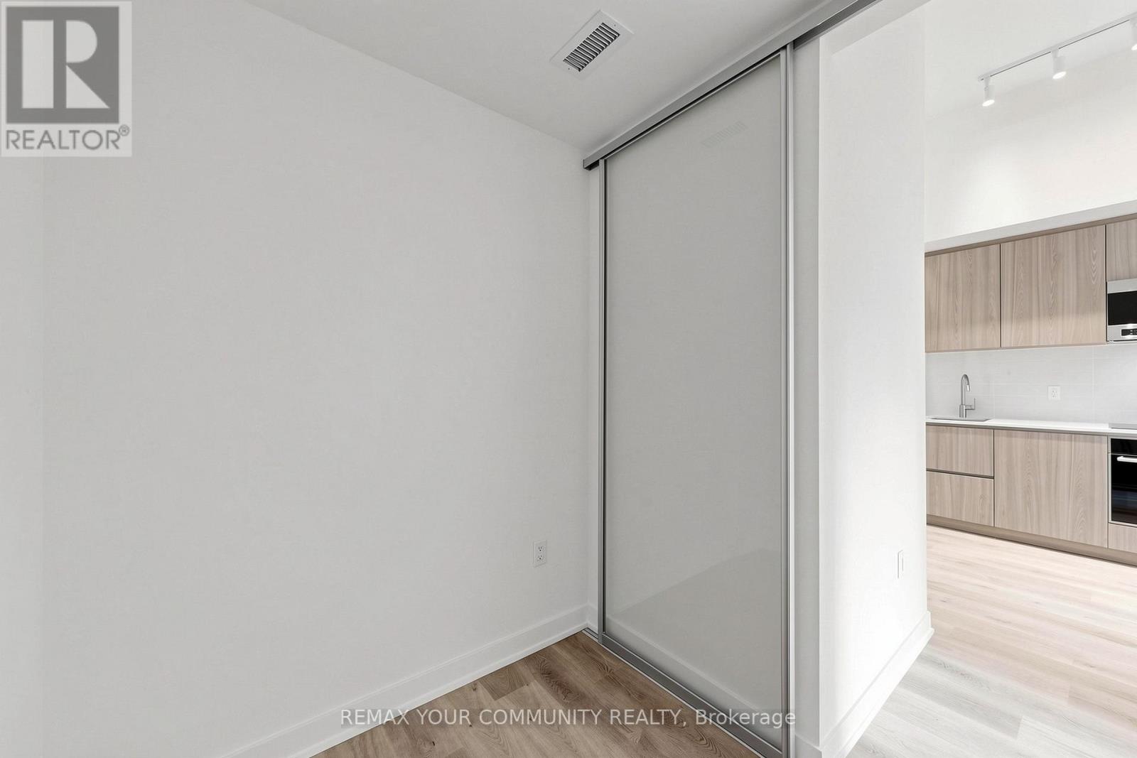 819 - 110 Broadway Avenue E, Toronto, Ontario  M4P 1V3 - Photo 21 - C13446488