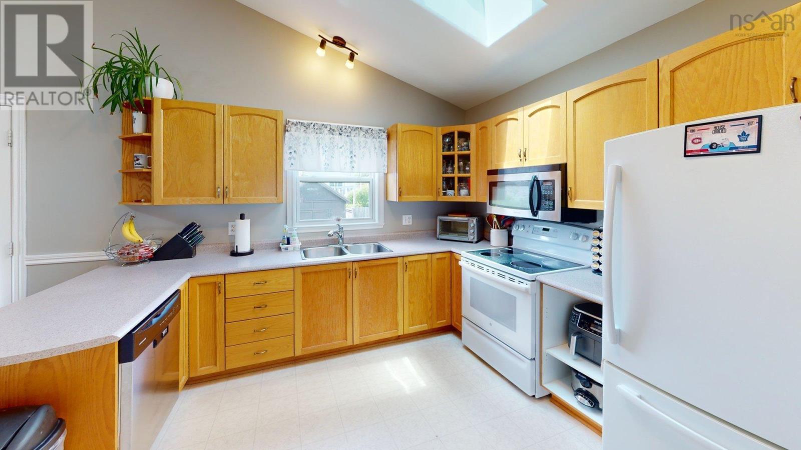 54 Serop Crescent, Eastern Passage, Nova Scotia  B3G 1P8 - Photo 6 - 202614161