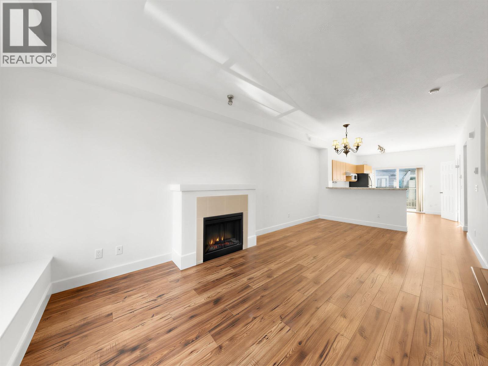 15 7331 Heather Street, Richmond, British Columbia  V6Y 4M3 - Photo 4 - R3135987