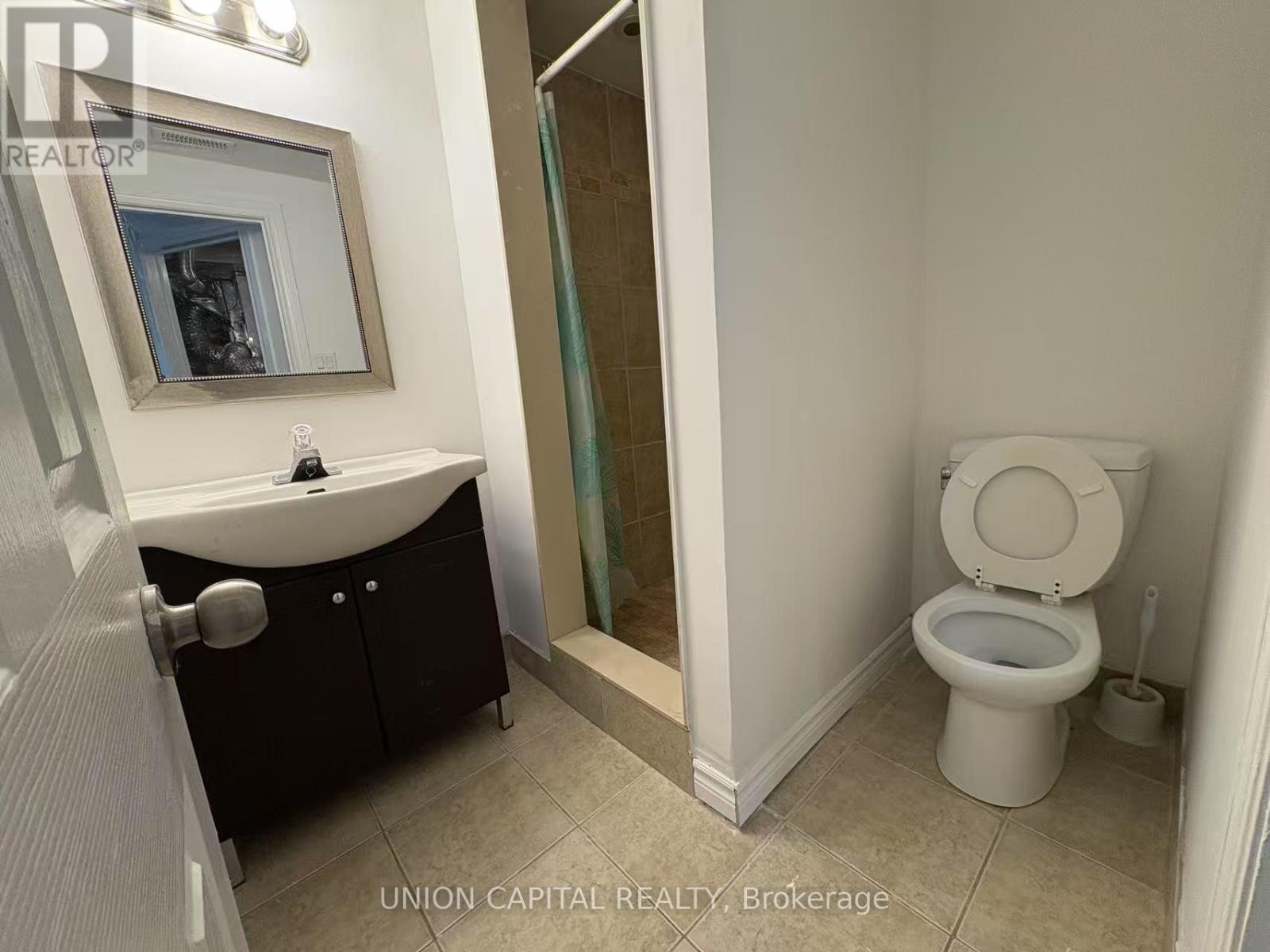 Bsmt - 21 Natanya Boulevard, Georgina, Ontario  L4P 3R6 - Photo 8 - N13447762